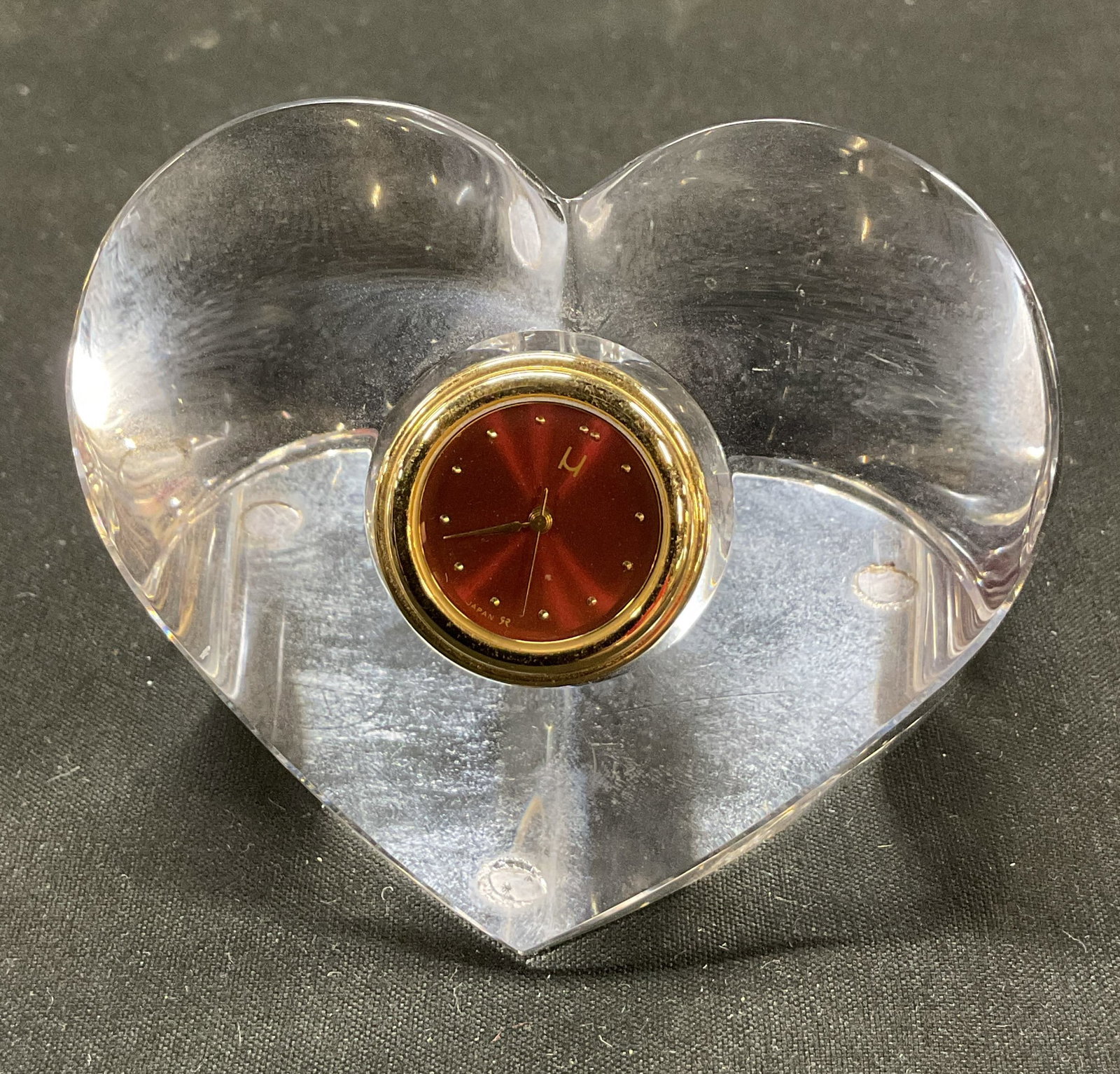 Hoya Clear Crystal Heart Shape Desk Clock Japan (1 of 8)
