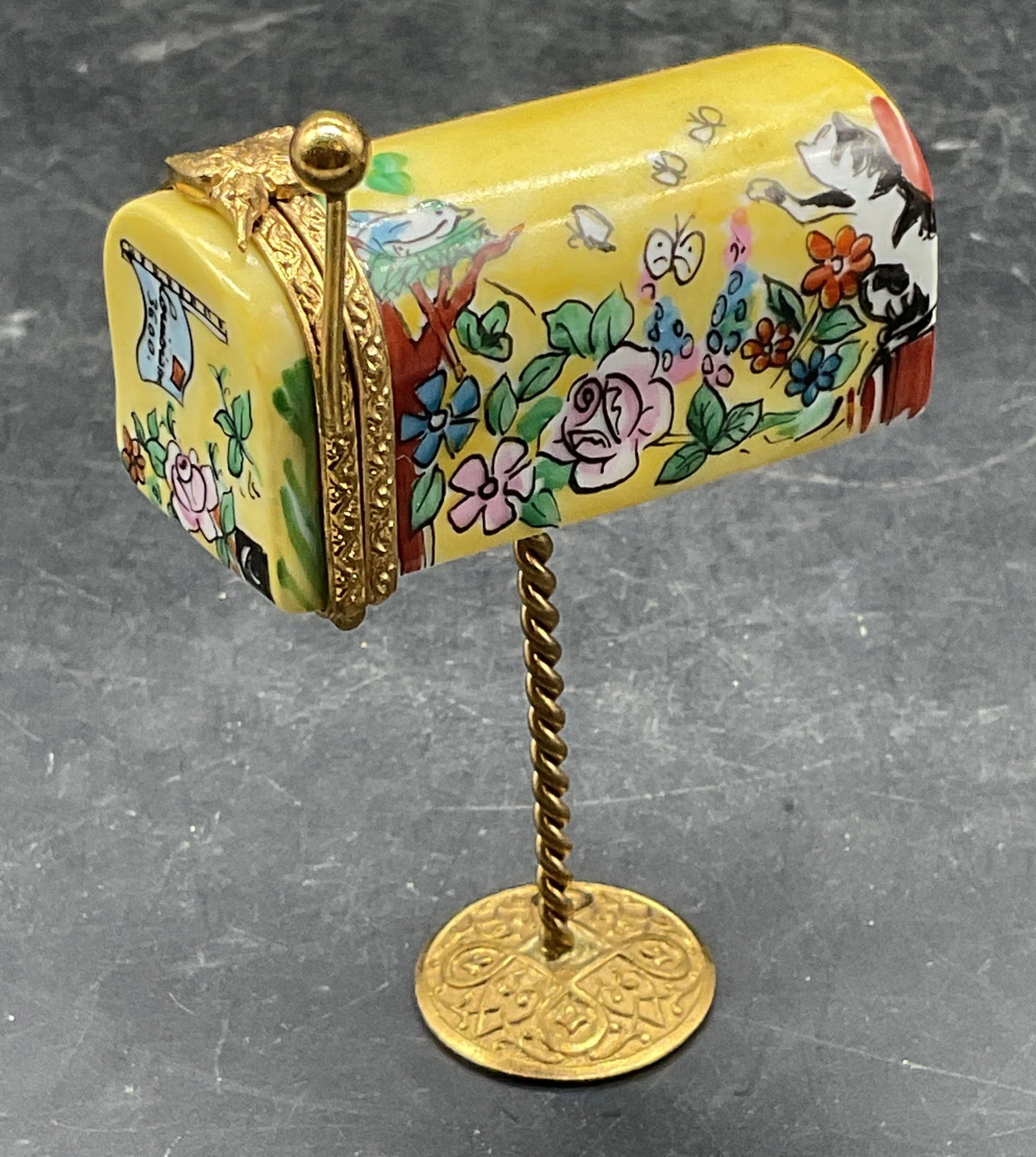 ROCHARD Limoges Porc Mailbox Trinket Box France (1 of 6)