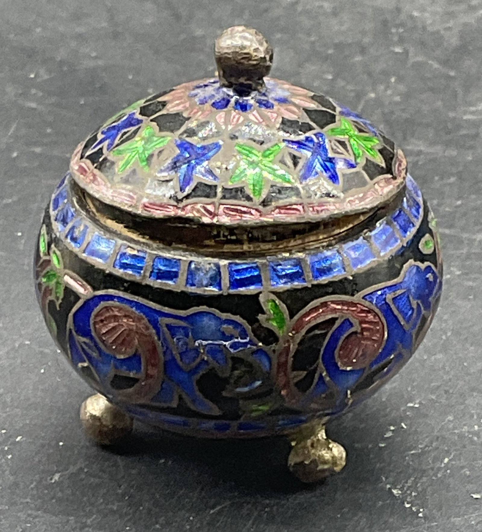 Vintage Enameled Elephant Pill Box (1 of 6)
