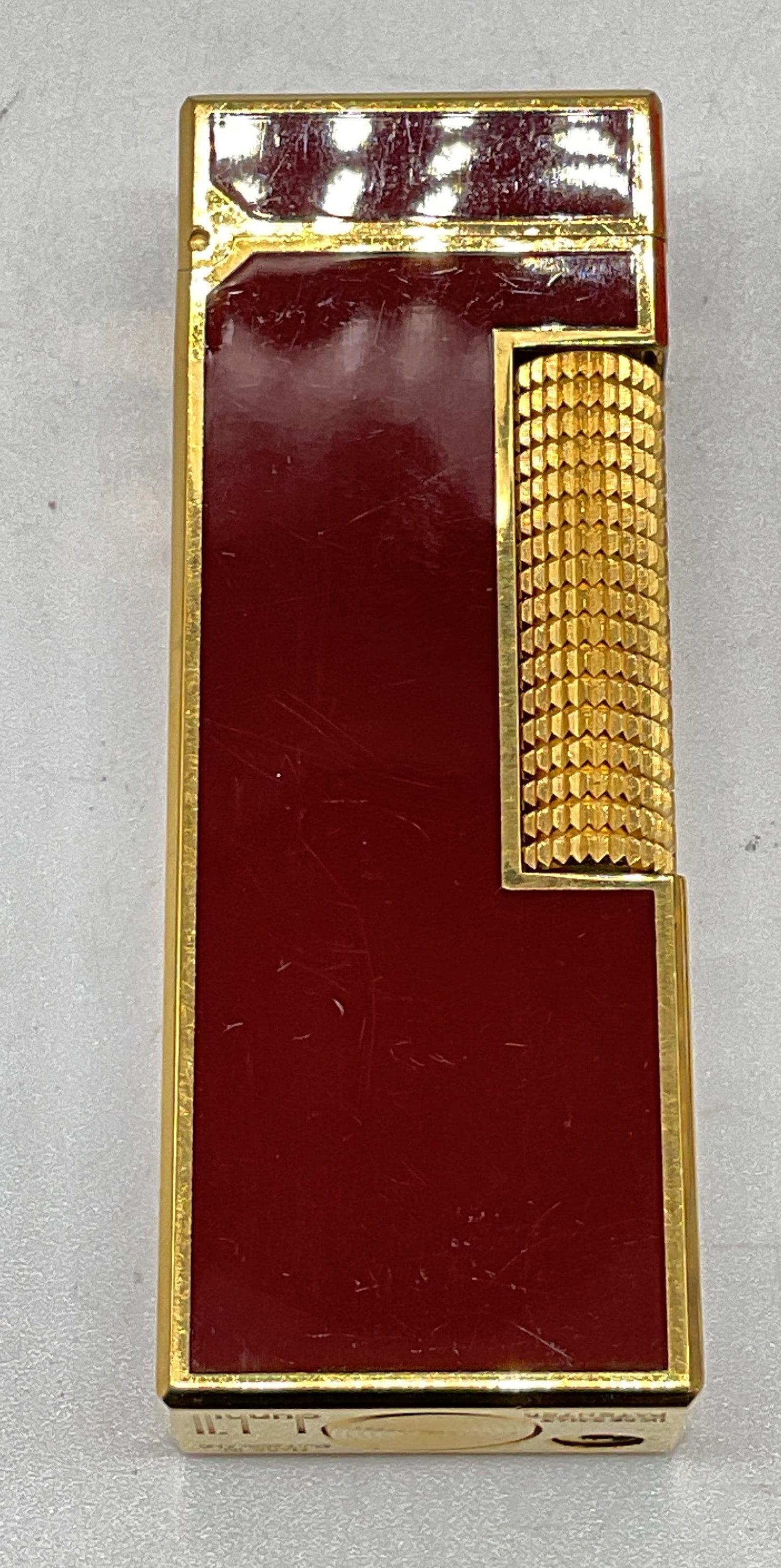 Vtg DUNHILL Rollagas Gold Pl Maroon Lighter (1 of 6)