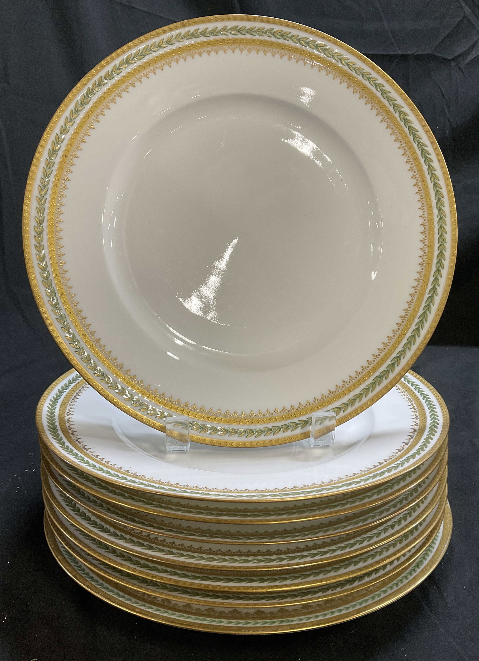 Set 8 Antq Haviland France Dinner Plates (1 of 10)