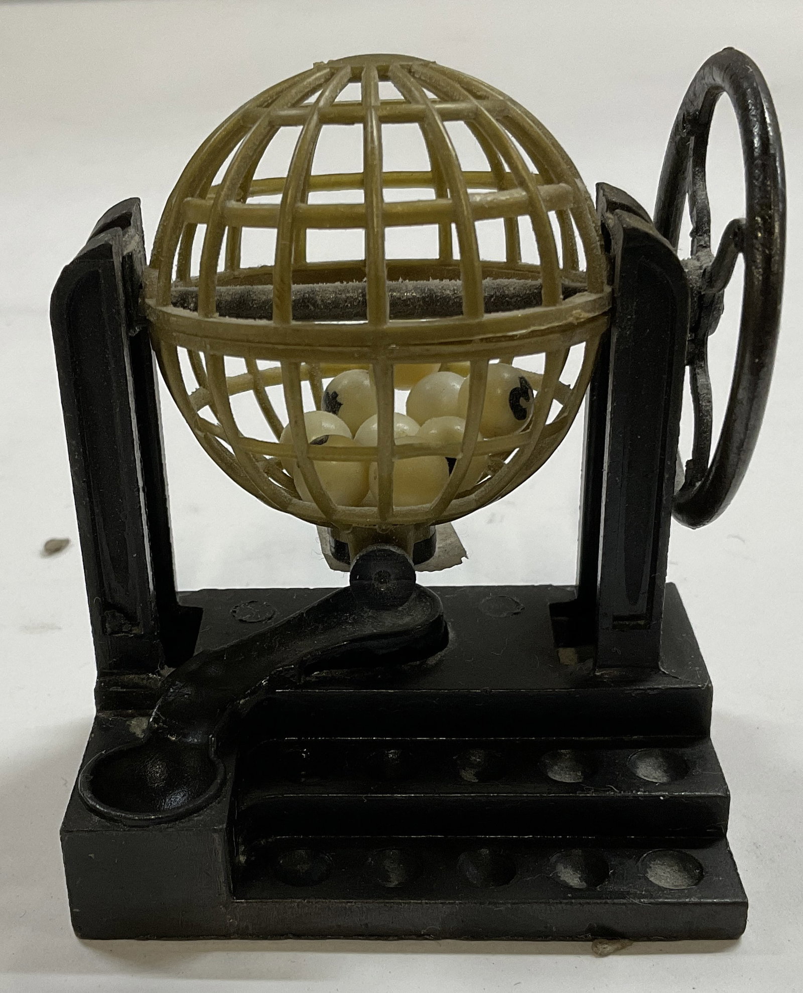 VTG Bingo Ball Rotator Pencil Sharpener (1 of 6)