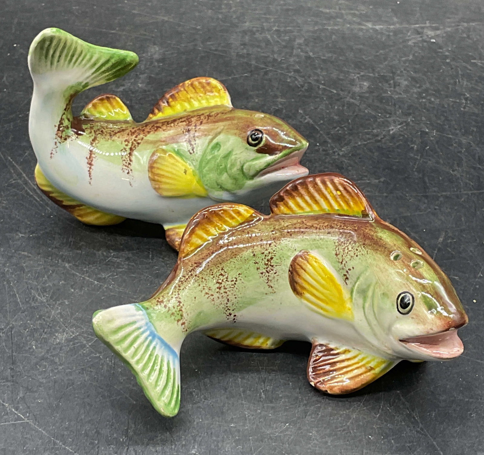 Pair OCI Ceramic Fish Salt & Pepper Shakers (1 of 6)