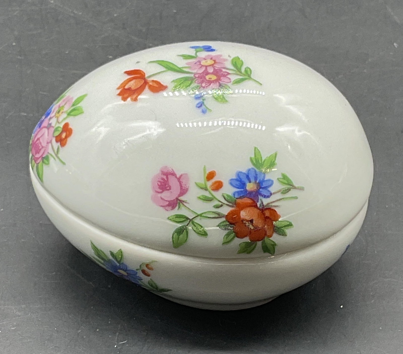 Limoges Porcelain Floral Egg Trinket Box France (1 of 6)