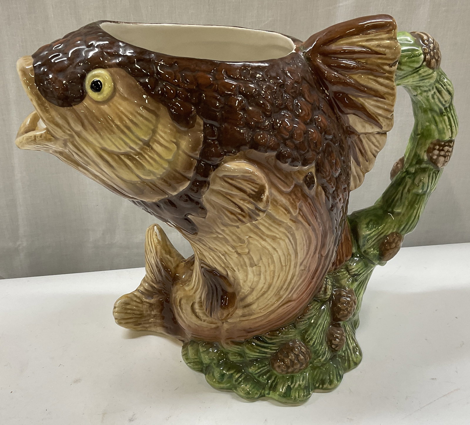 Majolica Gurgling Fish Ceramic Pitcher (1 of 10)