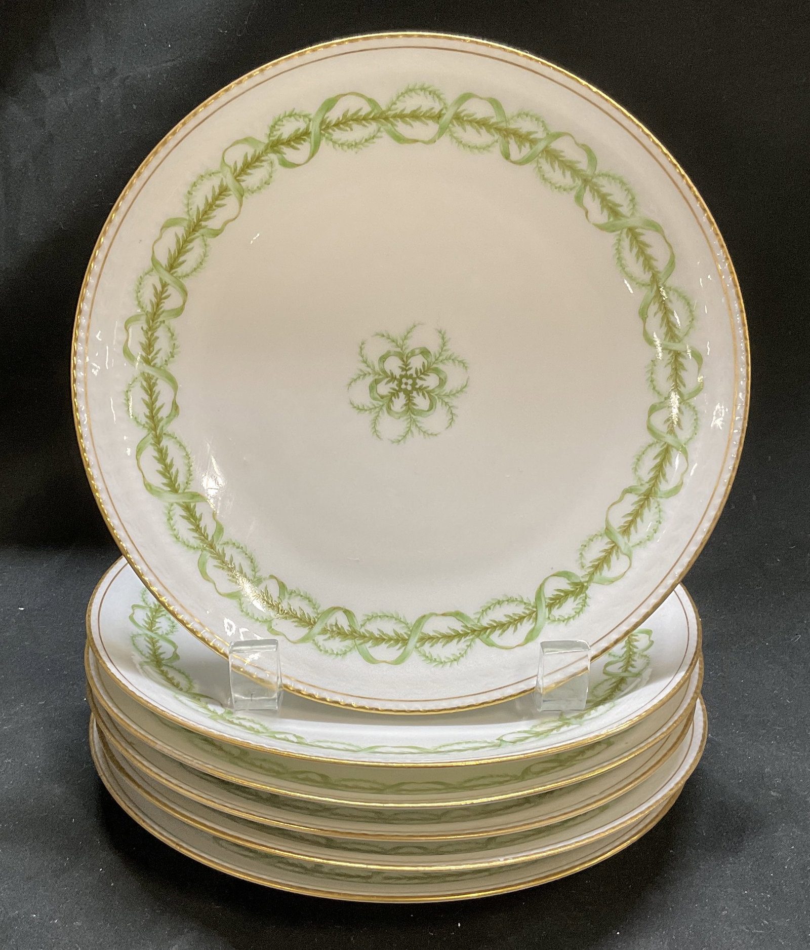 St6 ANTQ Haviland Limoges Victoire Plates FRANCE (1 of 8)
