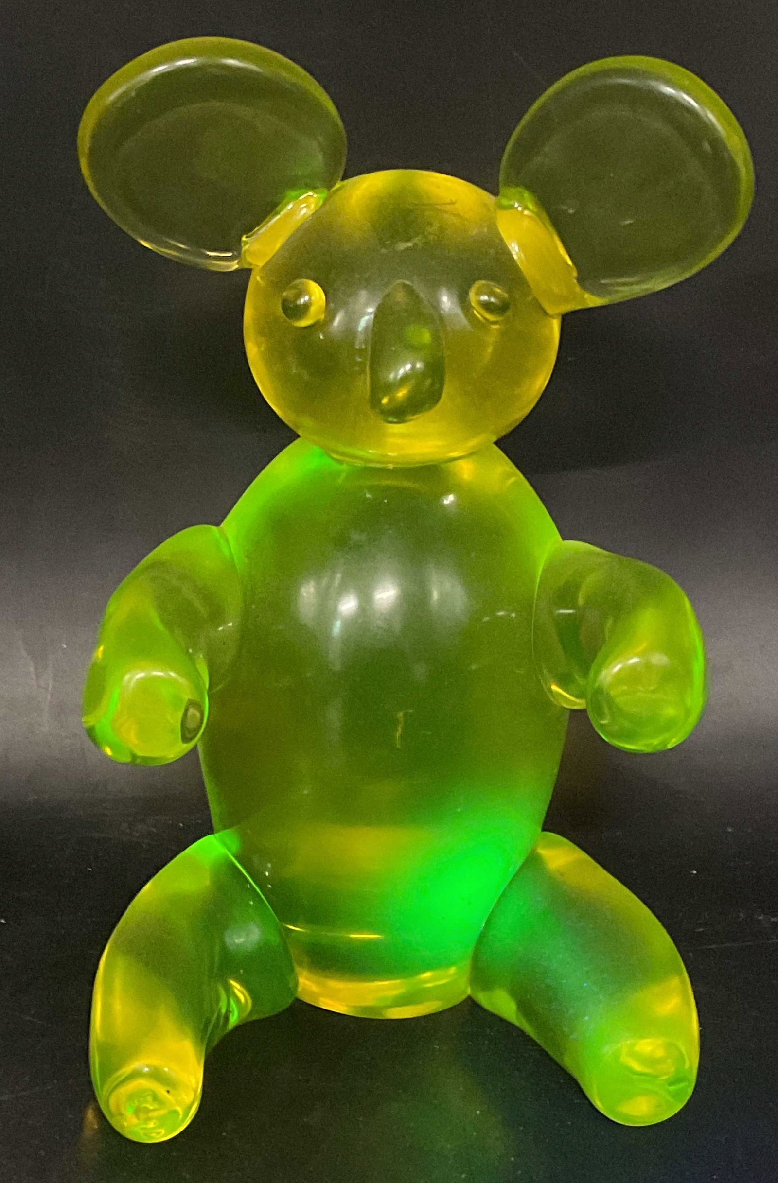 Sgn Vaseline Uranium Art Glass Koala Figurine 9 In (1 of 7)