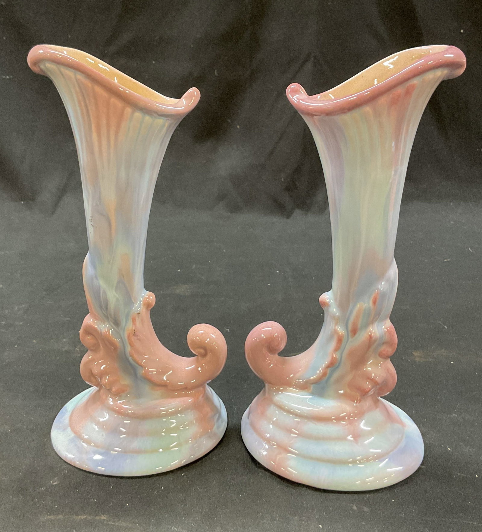 Pair Royal Haeger Hickman Cornucopia Vase USA (1 of 7)
