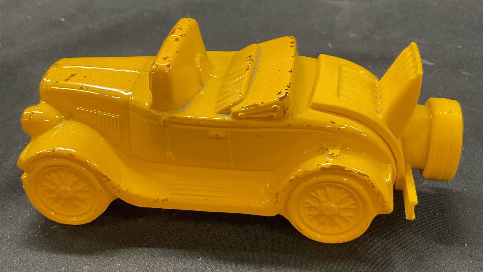 Avon Yellow Metal Car Aftershave Decanter (1 of 9)