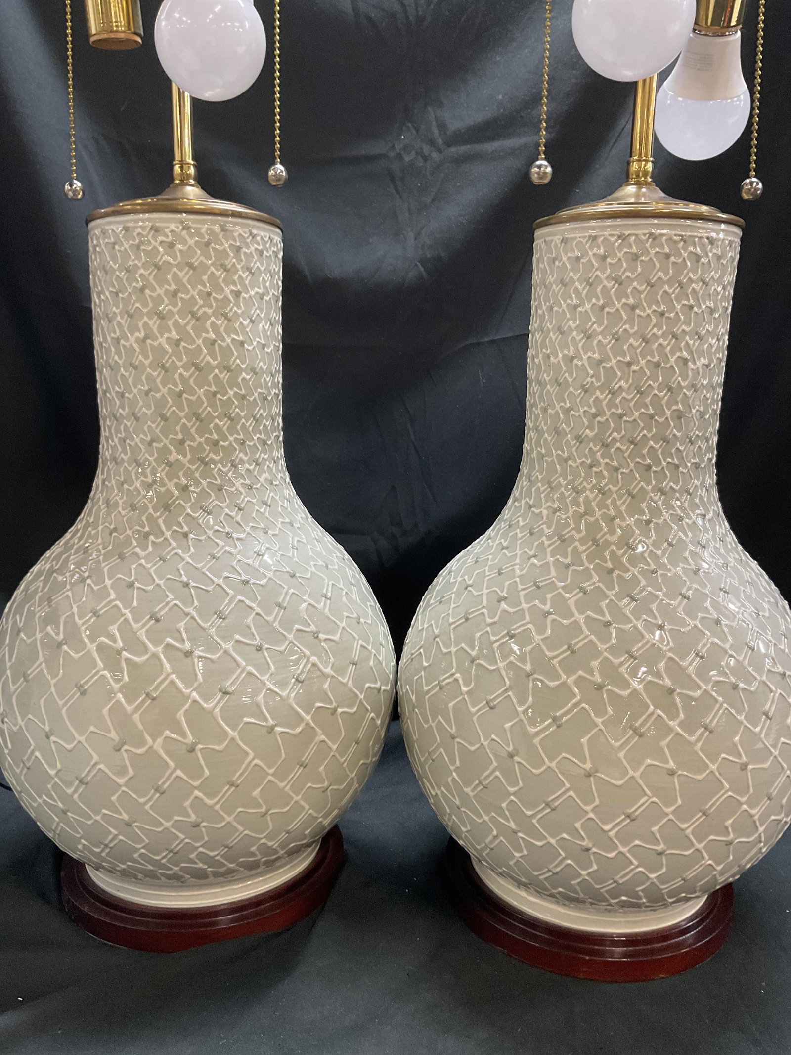 Pair Christopher Spitzmiller Table Lamps W Shades - 4