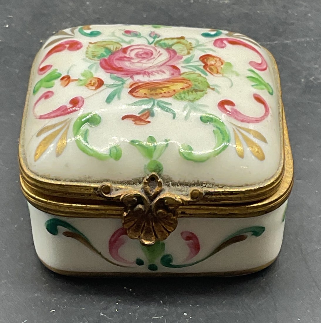 Vintage Signed Porcelain Floral Trinket Box (1 of 6)