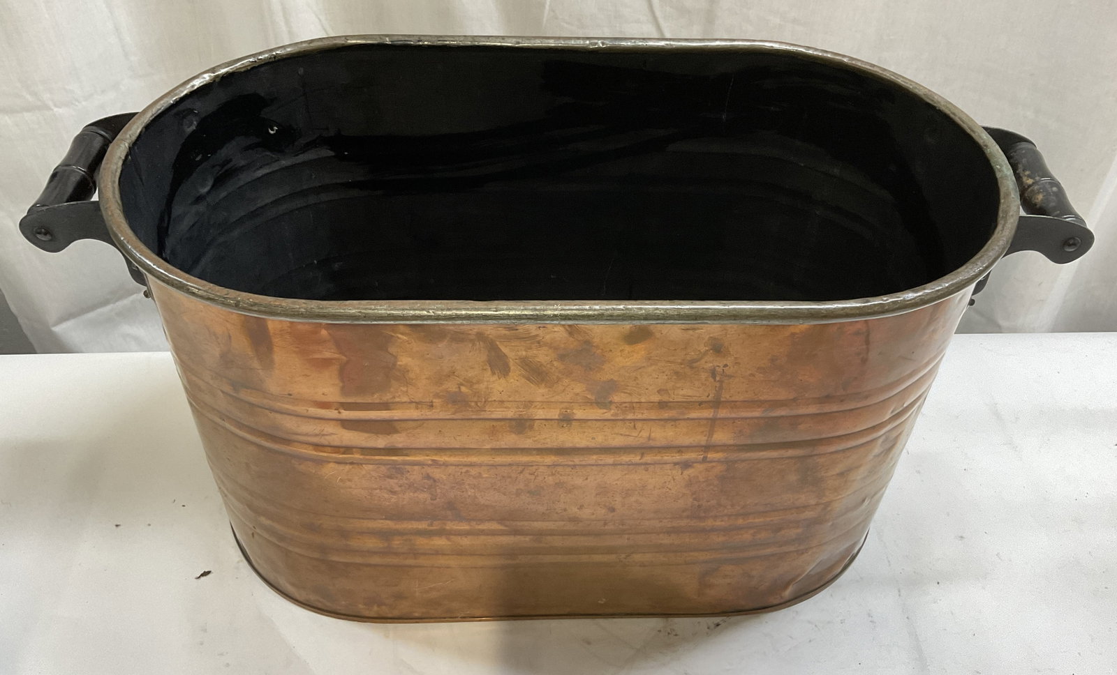 VINTAGE 26in L Copper Boiler Tub (1 of 7)