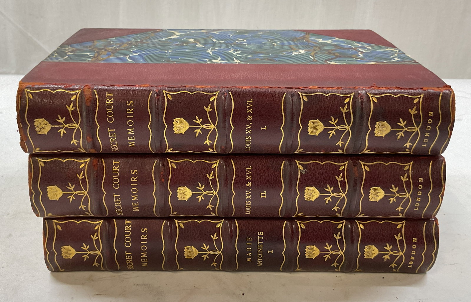 Lot 3 1800s Secret Court Memoirs Illus Bk+: Lot of 3 books. Secret Memoirs Of The Courts Louis XV and XVI volume 1 and 2, and Marie Antoinette volume 1. Published by The Grolier Society, 1800s. Contains illustrations. Hard cover leather bound w