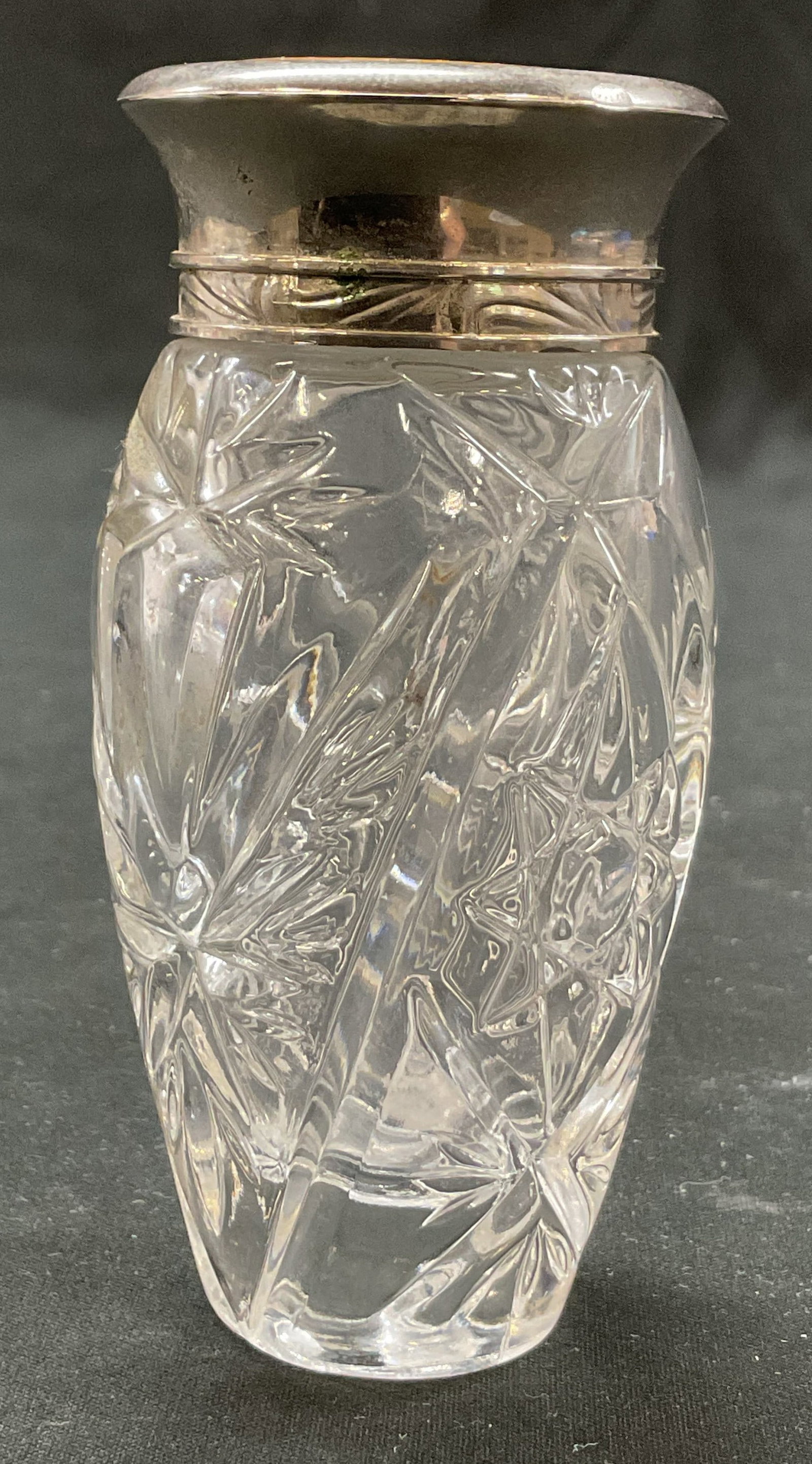 1989 Ralph Lauren Glass Body Powder Bottle USA: 1989 Ralph Lauren glass body powder bottle. Marked on underside as photographed here. Entitled Climate Response. Made in USA. Silver plated cap with brown inlay. Cut geometric and star motifs. Embosse