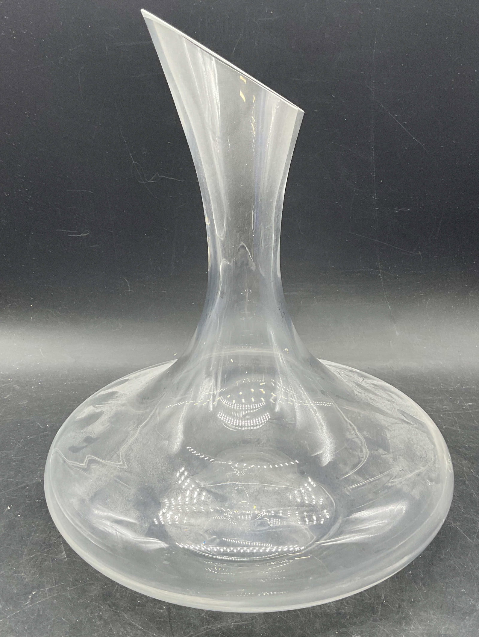 Clear Glass Wine Decanter (1 of 6)