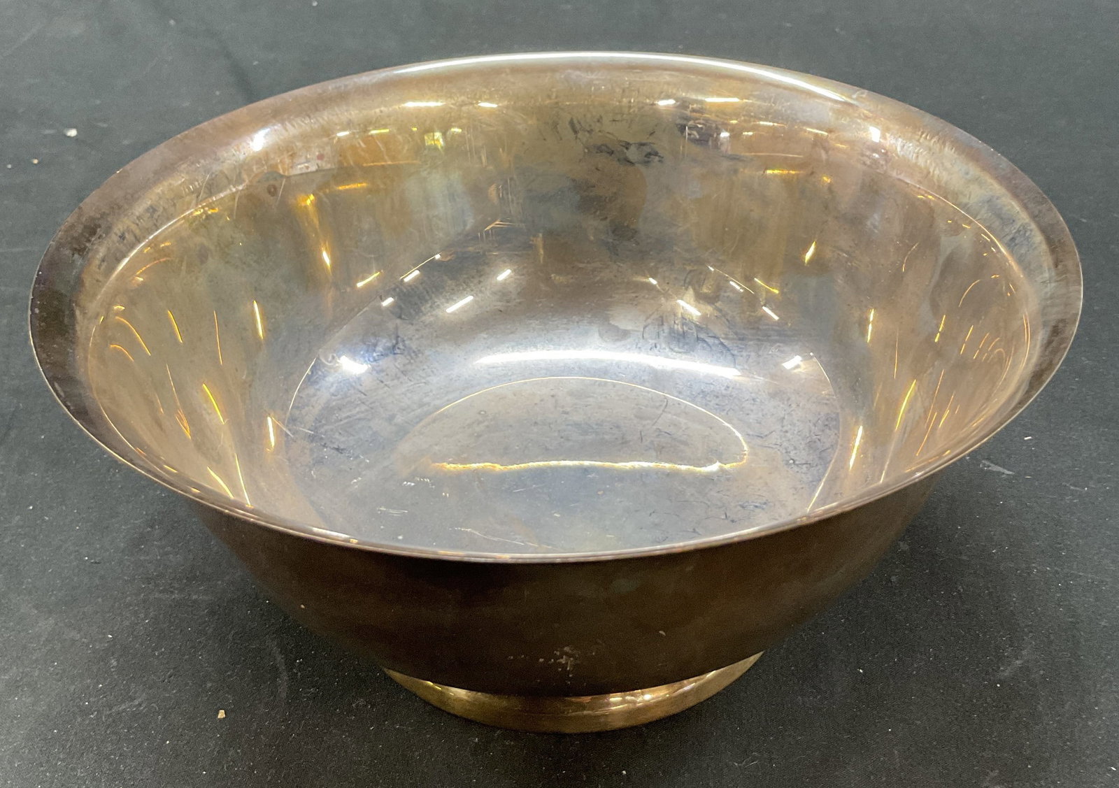 F.B. Rogers Silver Co Silver Plated Bowl: F.B. Rogers Silver Co silver plated bowl. Marked on underside, reads Paul Revere F.B. Rogers Silver Co Reproduction. Short pedestal base. Round bowl. Measures ht approx 3.5 inches diam approx 8