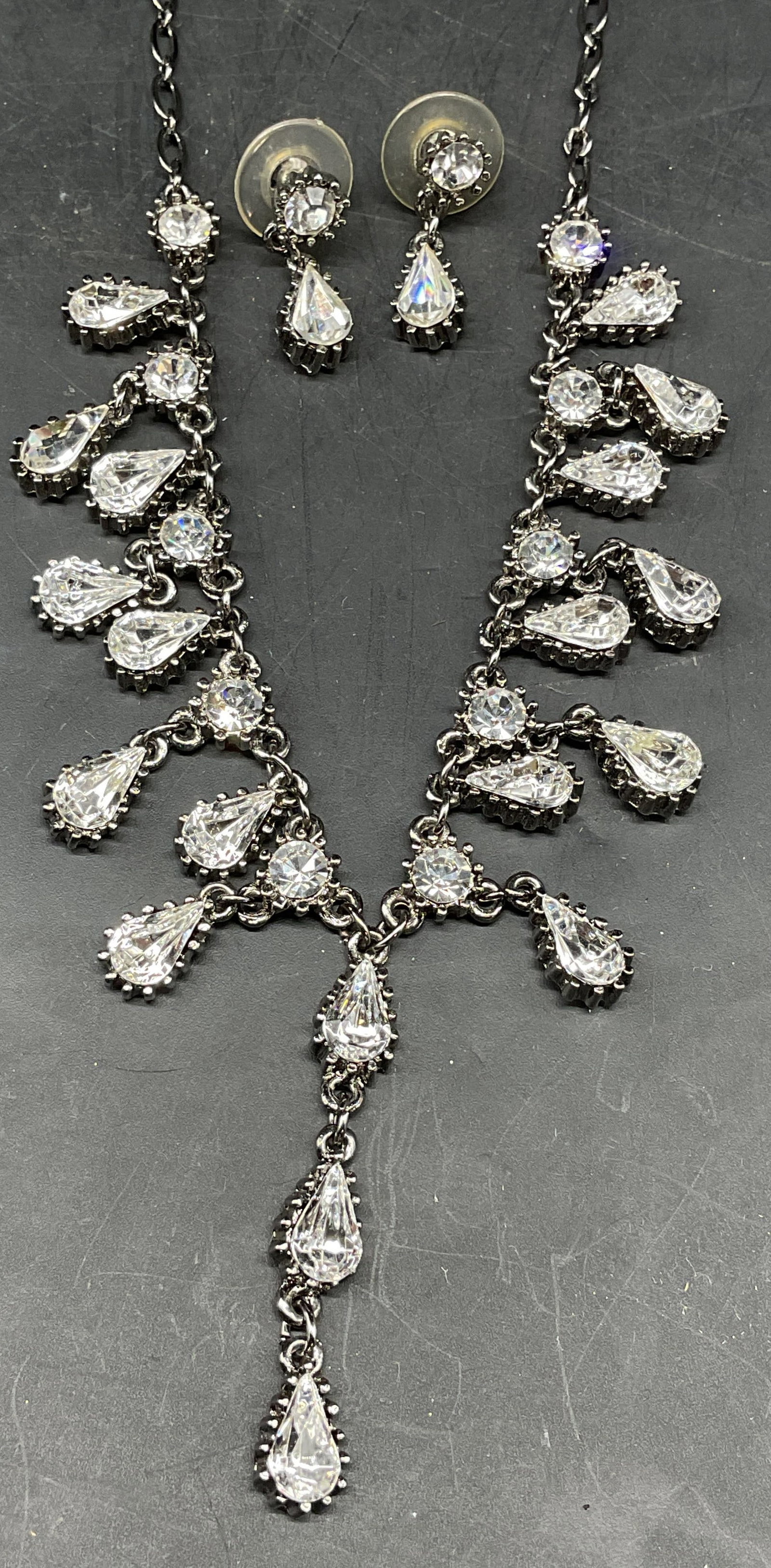 Lot 2 Crystal Pendant Necklace & Earrings (1 of 6)