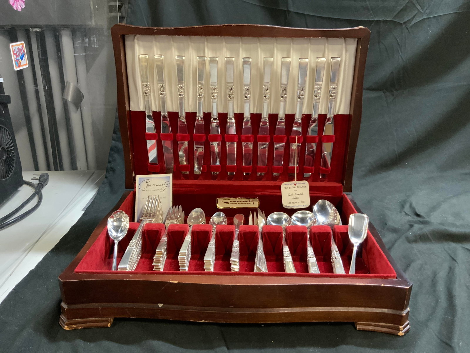 Boxed Set Community Silverplate Flatware,83 pcs - 2