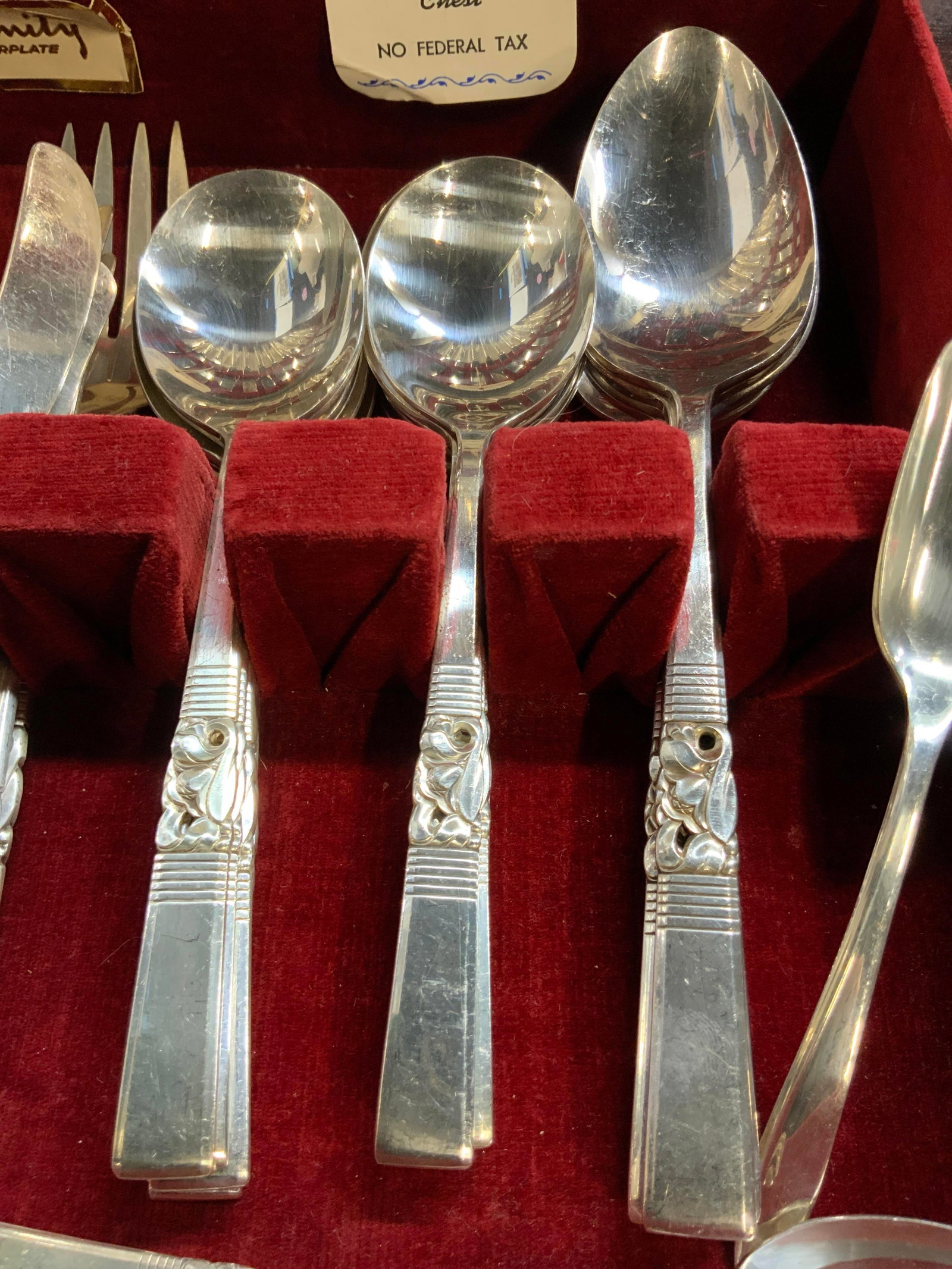 Boxed Set Community Silverplate Flatware,83 pcs - 4