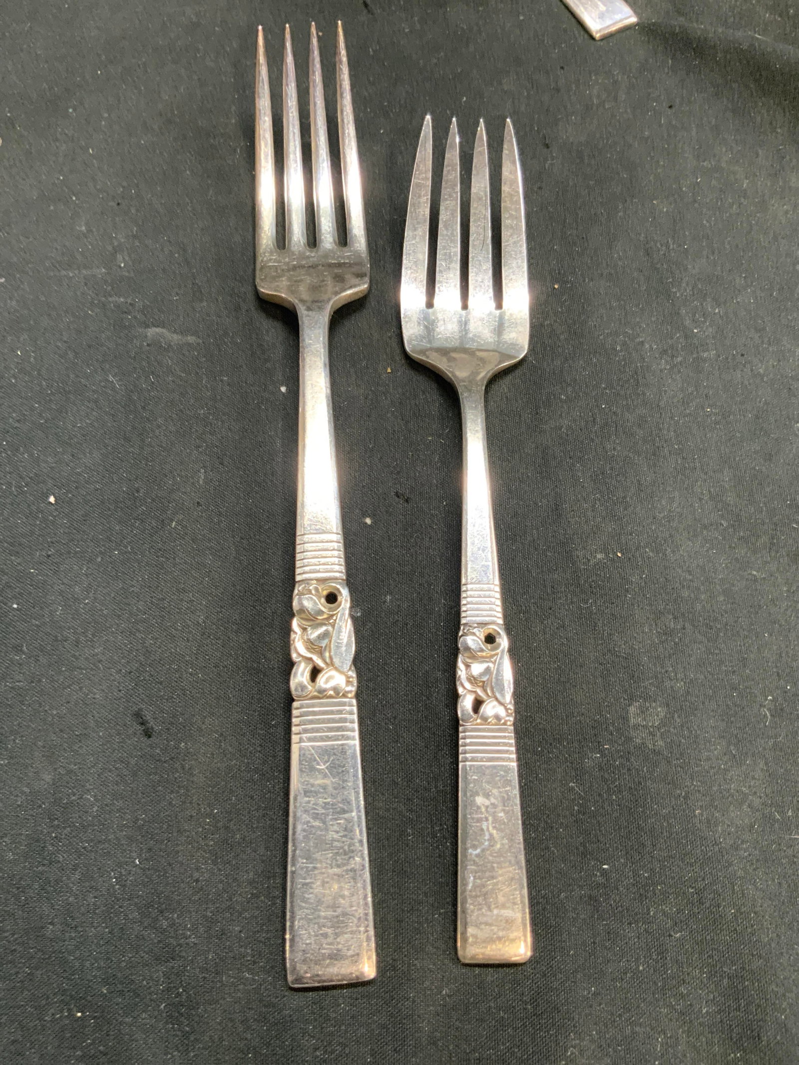 Boxed Set Community Silverplate Flatware,83 pcs - 9