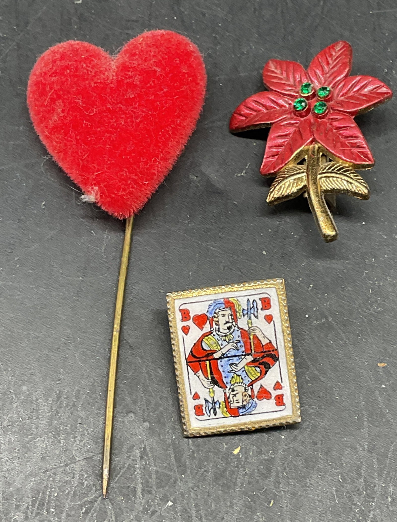 Lot 3 Poinsettia Pin, Heart Pin, Card Pendant (1 of 6)