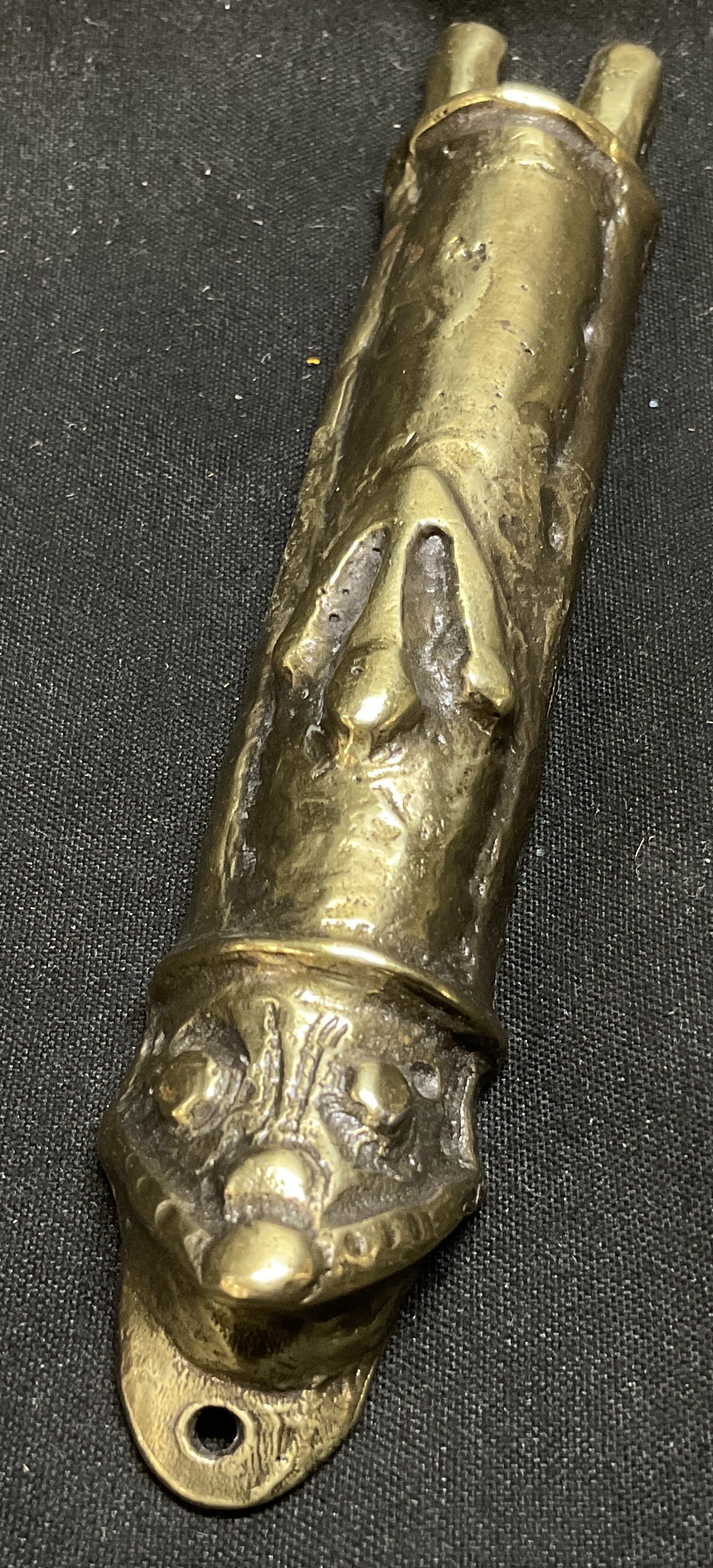 SGND 92 Klass Brass Mezuzah Case: Signed 1992 Klass Brass Mezuzah Case. Intricate Carved Relief Work. Some Tarnishing. Measures app 5in H x 0.75in W. Signed Art, Metal Art, Klass, Brass, Mezuzah Case, Vintage, Jewish, Scrolls,