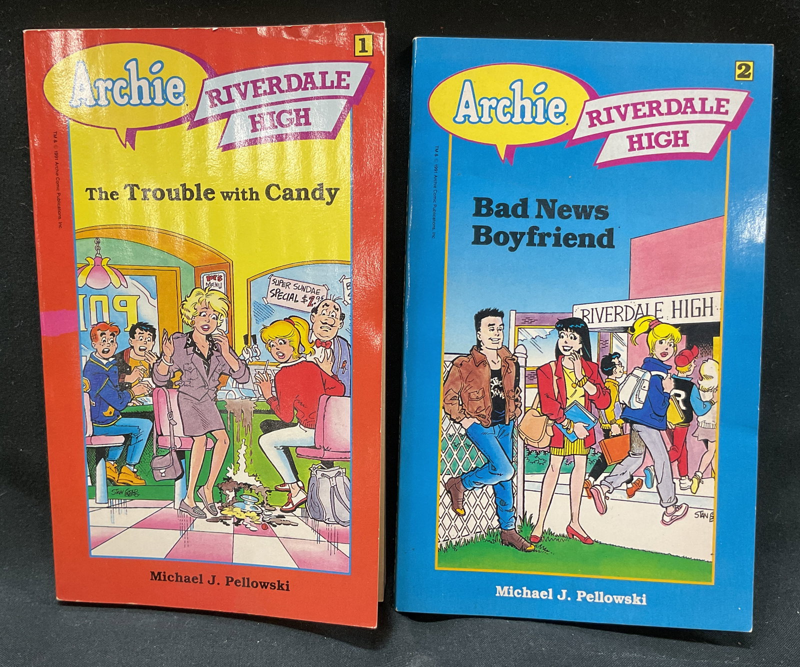 Lot 2 1991 1stEd Archie Illus Bks Pellowski+ (1 of 11)