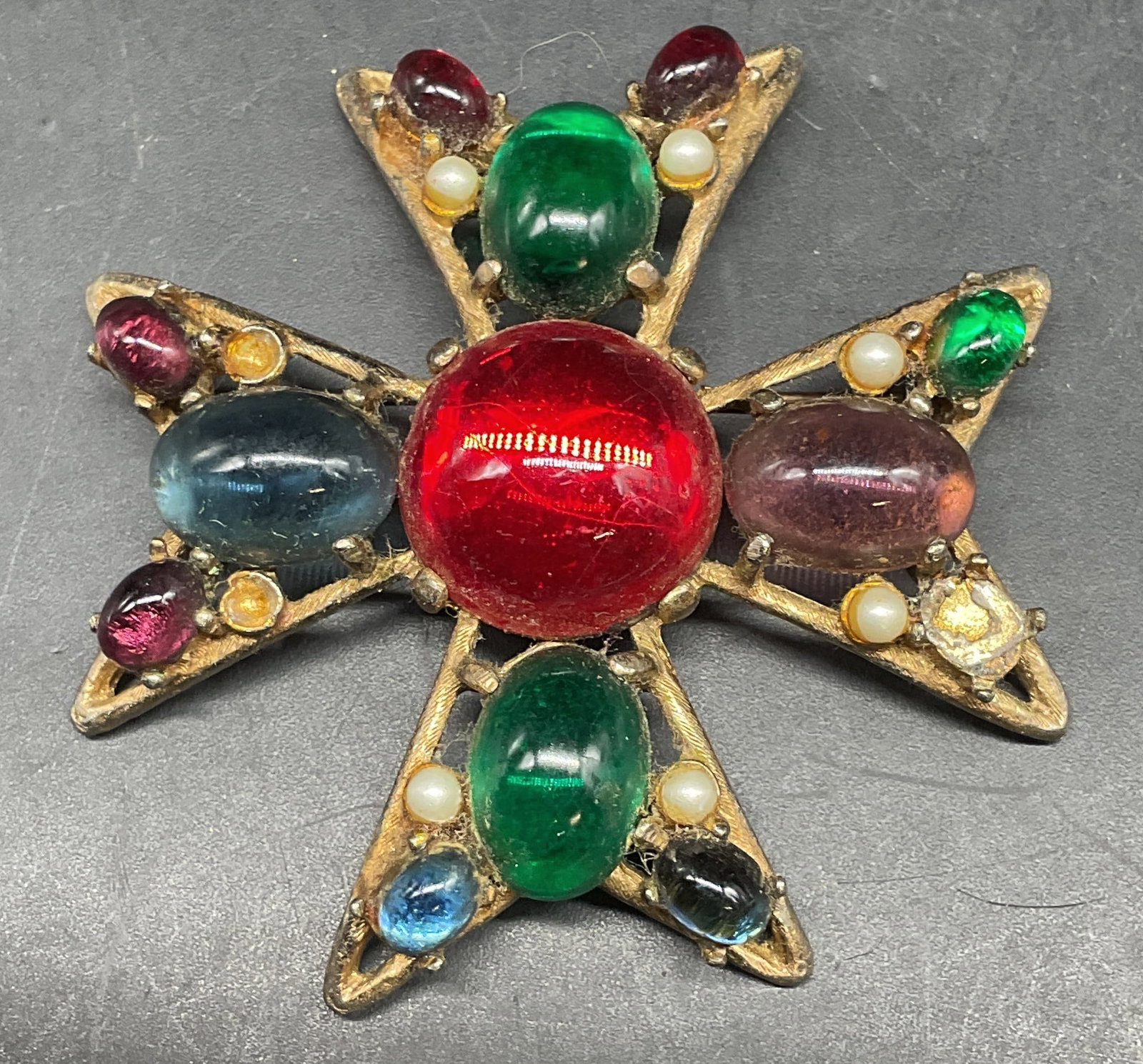 Gold Tone Lucite Faux Pearl Maltese Cross Brooch (1 of 6)