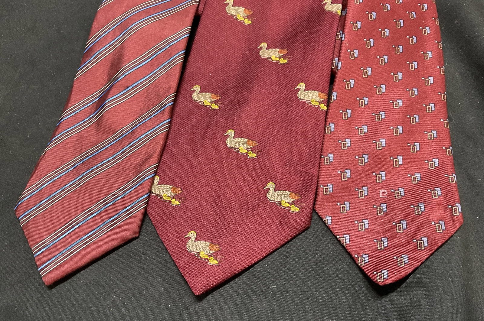 Lt3 Red Patterned Ties Ruffler+ (1 of 10)