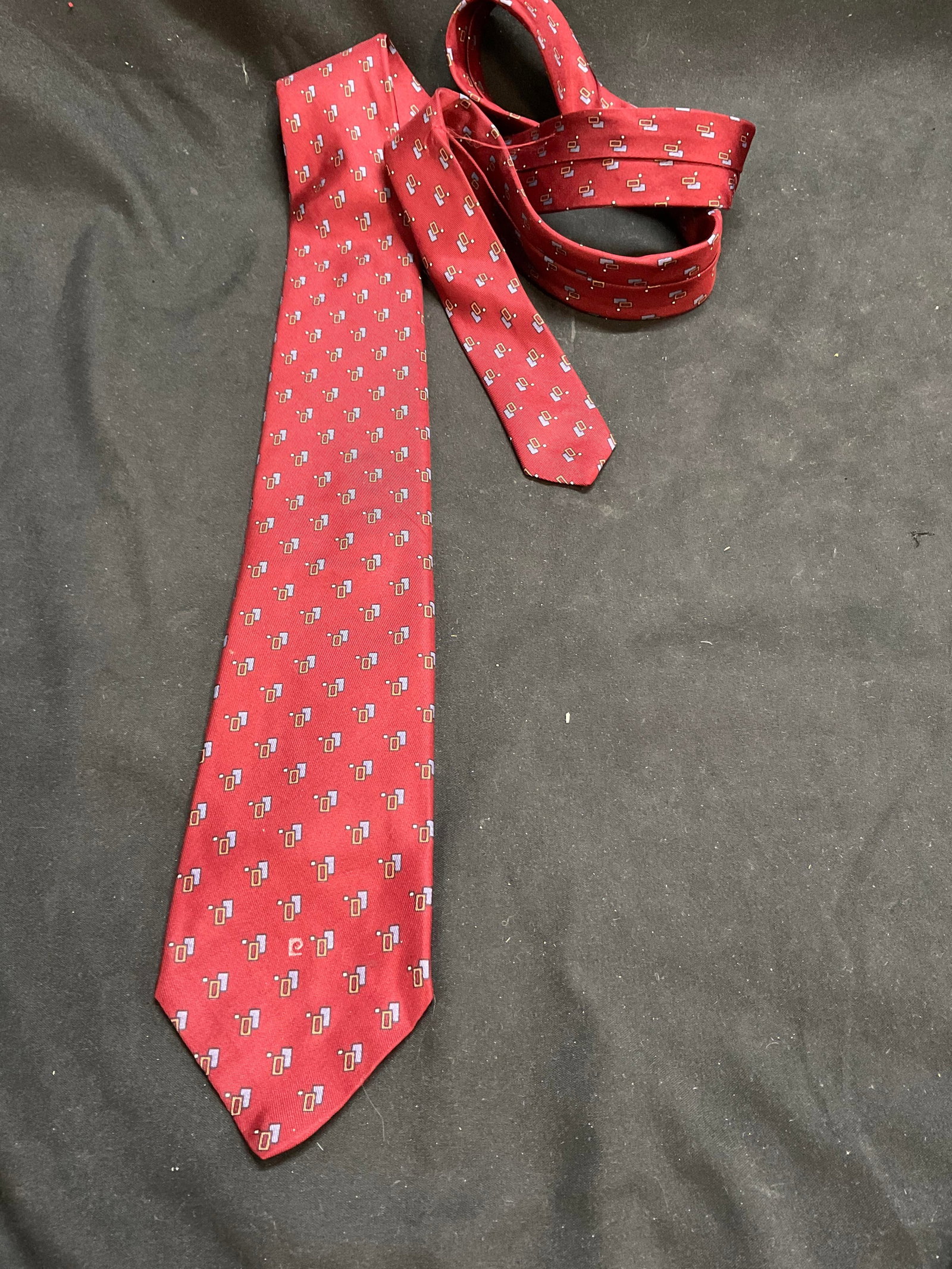 Lt3 Red Patterned Ties Ruffler+ - 7