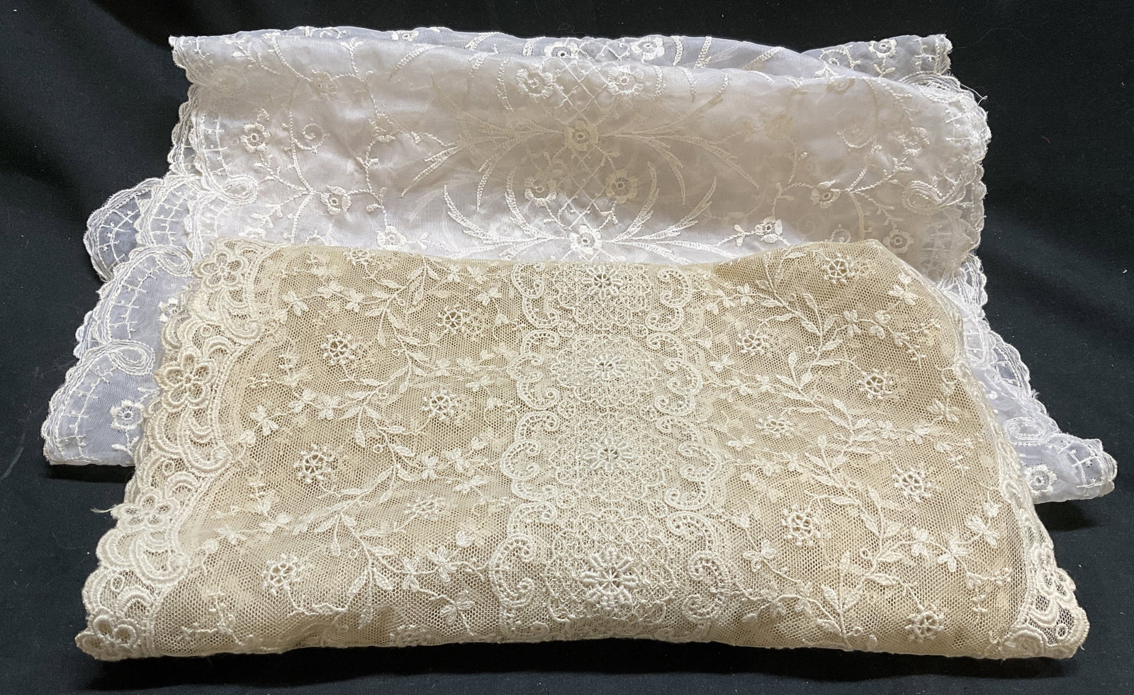 Lt3 Vintage Floral White and Beige Lace Trim (1 of 10)