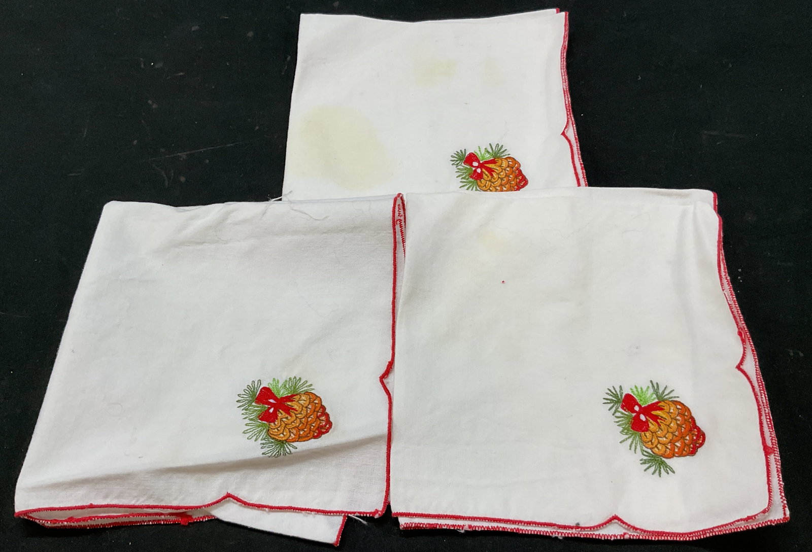 Set 3 Vintage Embroidered Pinecone Napkins (1 of 6)