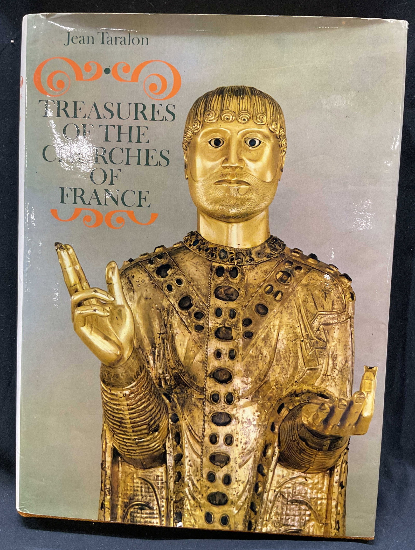 1966 French Church Treasures Illus Bk Taralon+: Treasures Of The Churches Of France. Jean Taralon with the assistance of Roseline Maitre Devallon. Published by George Braziller, 1966. Hard cover book with illustrated cover. Contains illustrations.