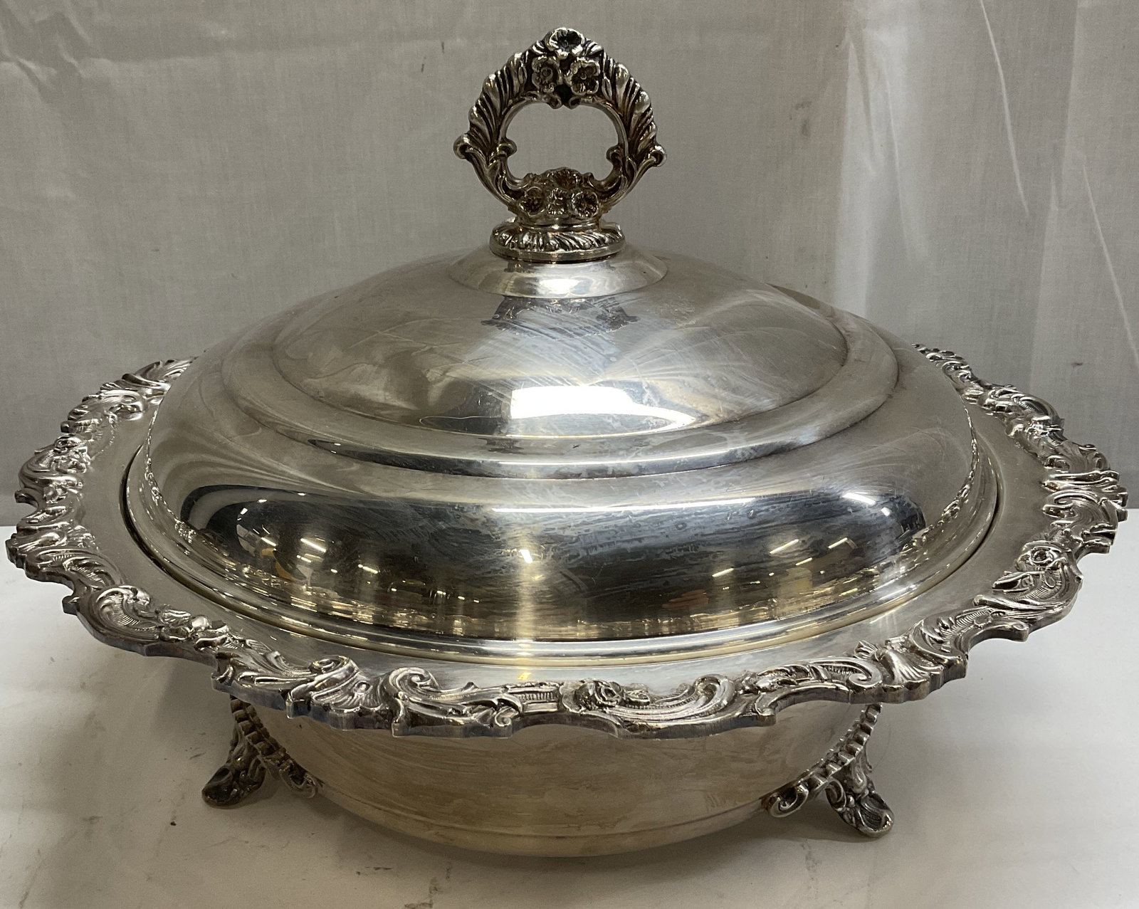 ANTQ Silver-Plate Dome-Shaped Serving Dish (1 of 8)
