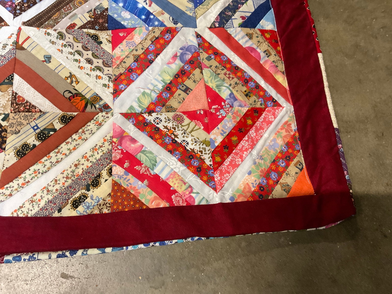 VTG Handmade Reversible Patchwork Quilt - 3