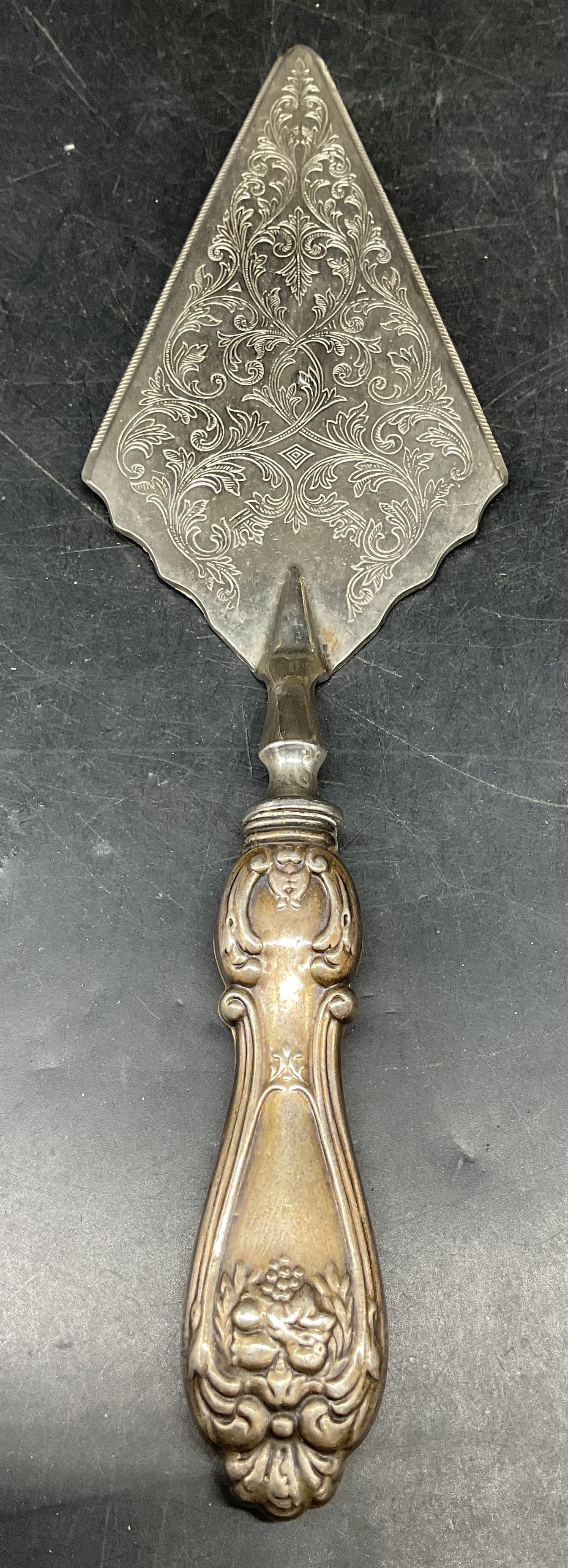 Sterling Silver Handle Chased Scroll Cake Server (1 of 6)