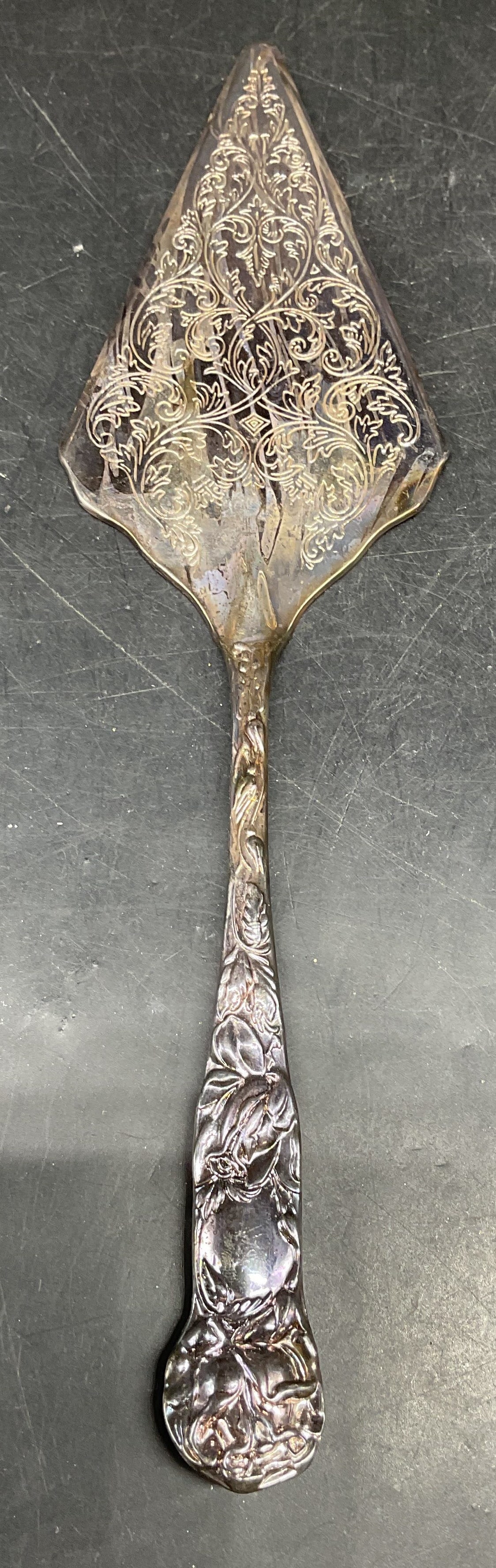 Silver Plated Chased Scroll Cake Server Italy (1 of 6)