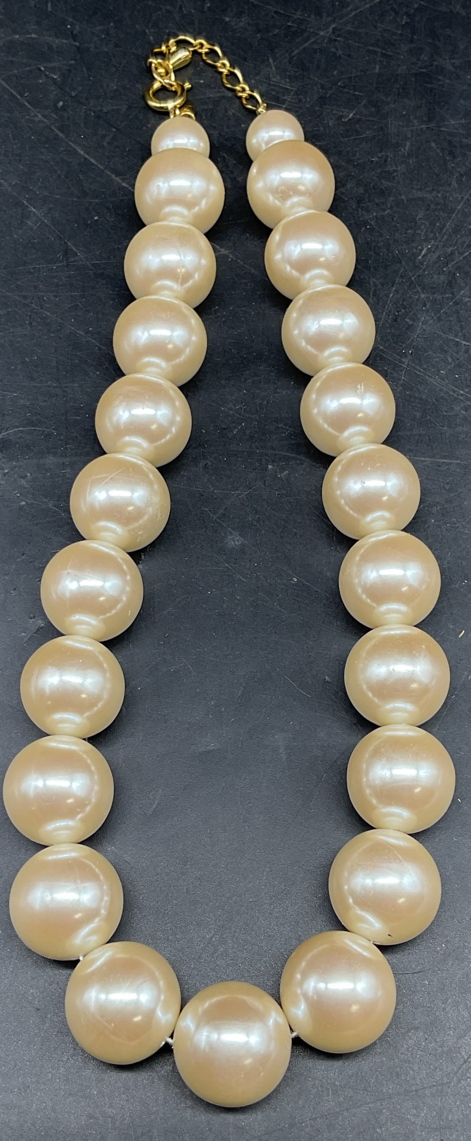 American Fashion Jewelry Faux Pearl Necklace: American Fashion Jewelry AFJ faux pearl beaded necklace. Drop length 8 inches. Some scratching. Jewelry, estate jewelry, costume jewelry, cocktail jewelry, fashion jewelry, accessories, fashion access
