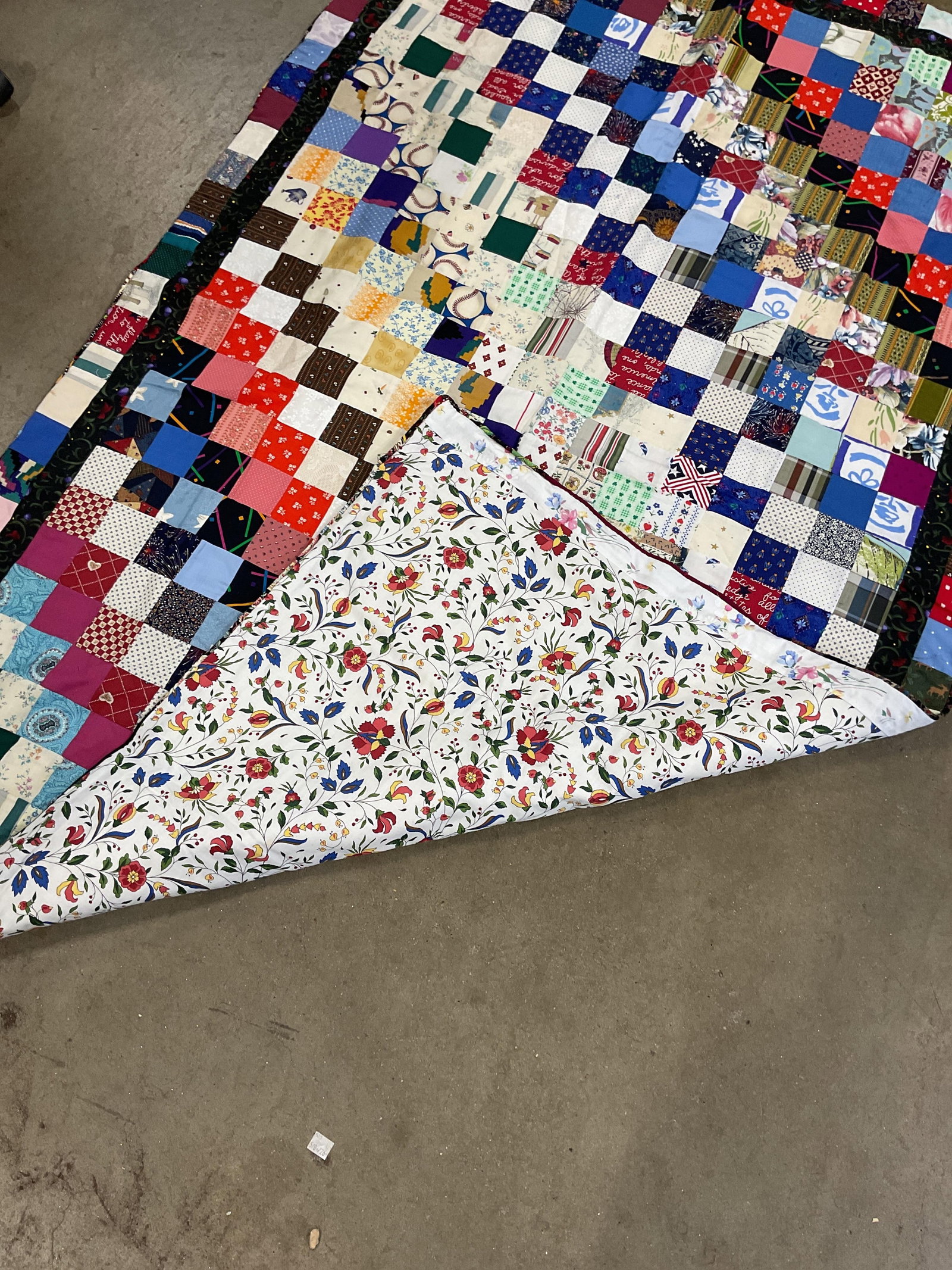 Hand Pieced Square Grid Patchwork Cotton Quilt - 6