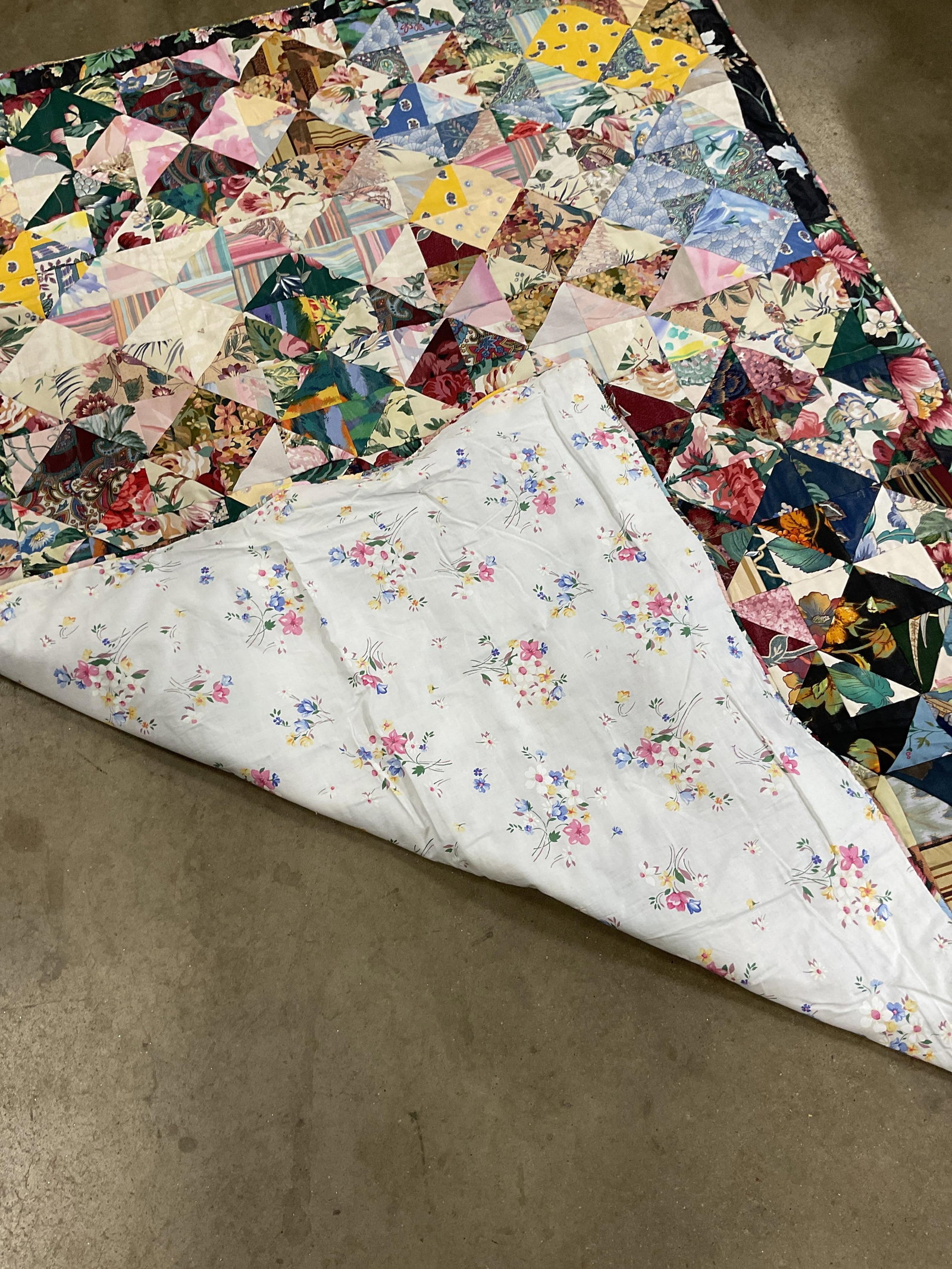 Hand Pieced Patchwork Triangle Cotton Quilt - 6