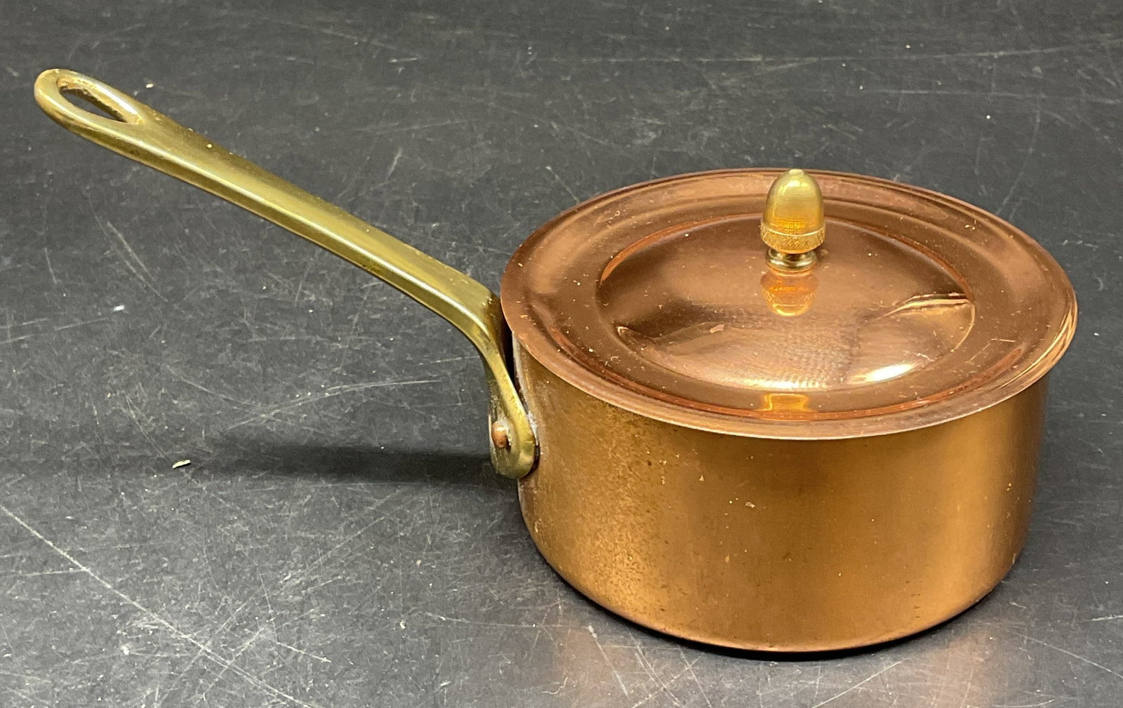 Vintage Copper Sauce Pot with Lid Portugal (1 of 6)