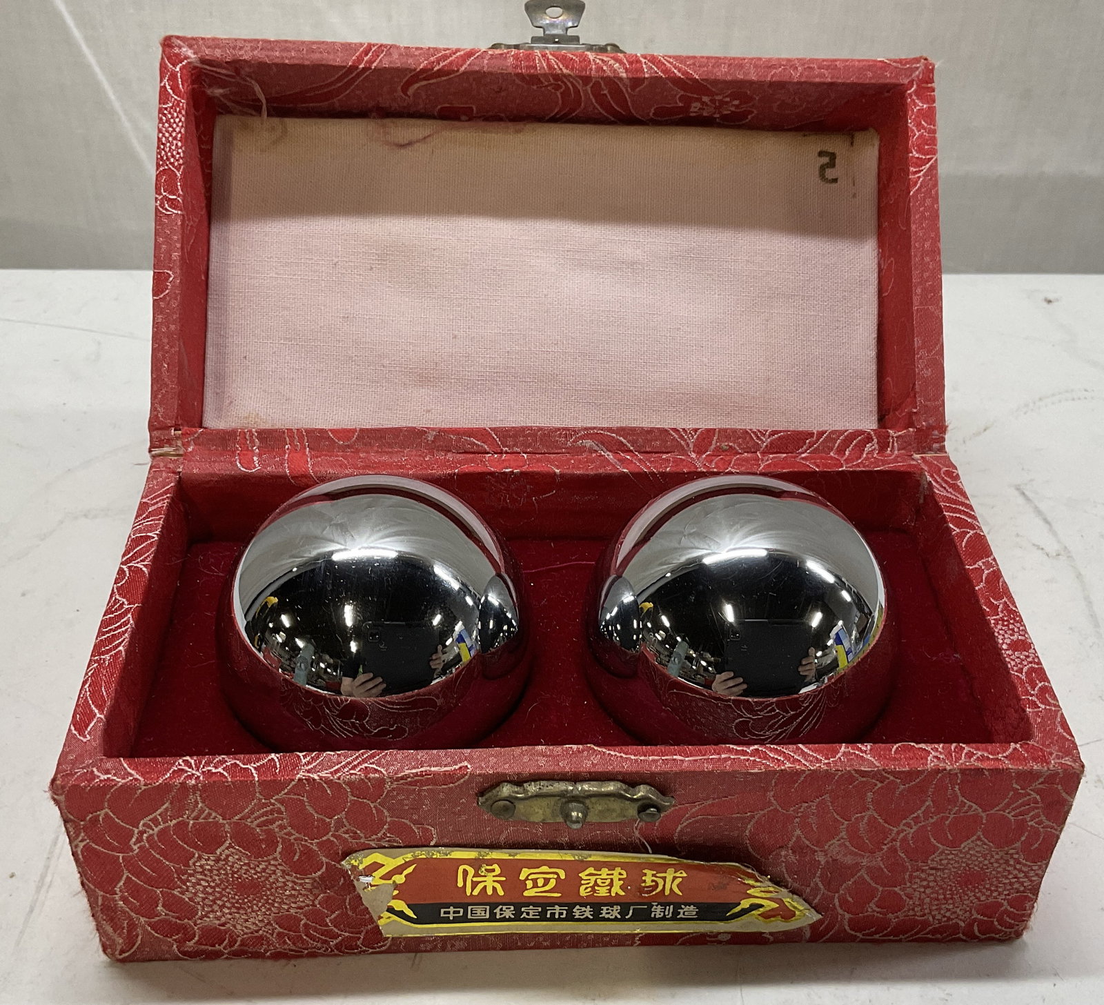 VINTAGE Chinese Baoding Balls: Vintage Chinese Baoding Iron Meditation Balls. Red Silk Box. Fraying to Box. Measures app 2.5in H x 5.5in L x 3in W. Vintage, Chinese Baoding Balls, Meditation, Acupressure, Relaxation, Asian Decor 8