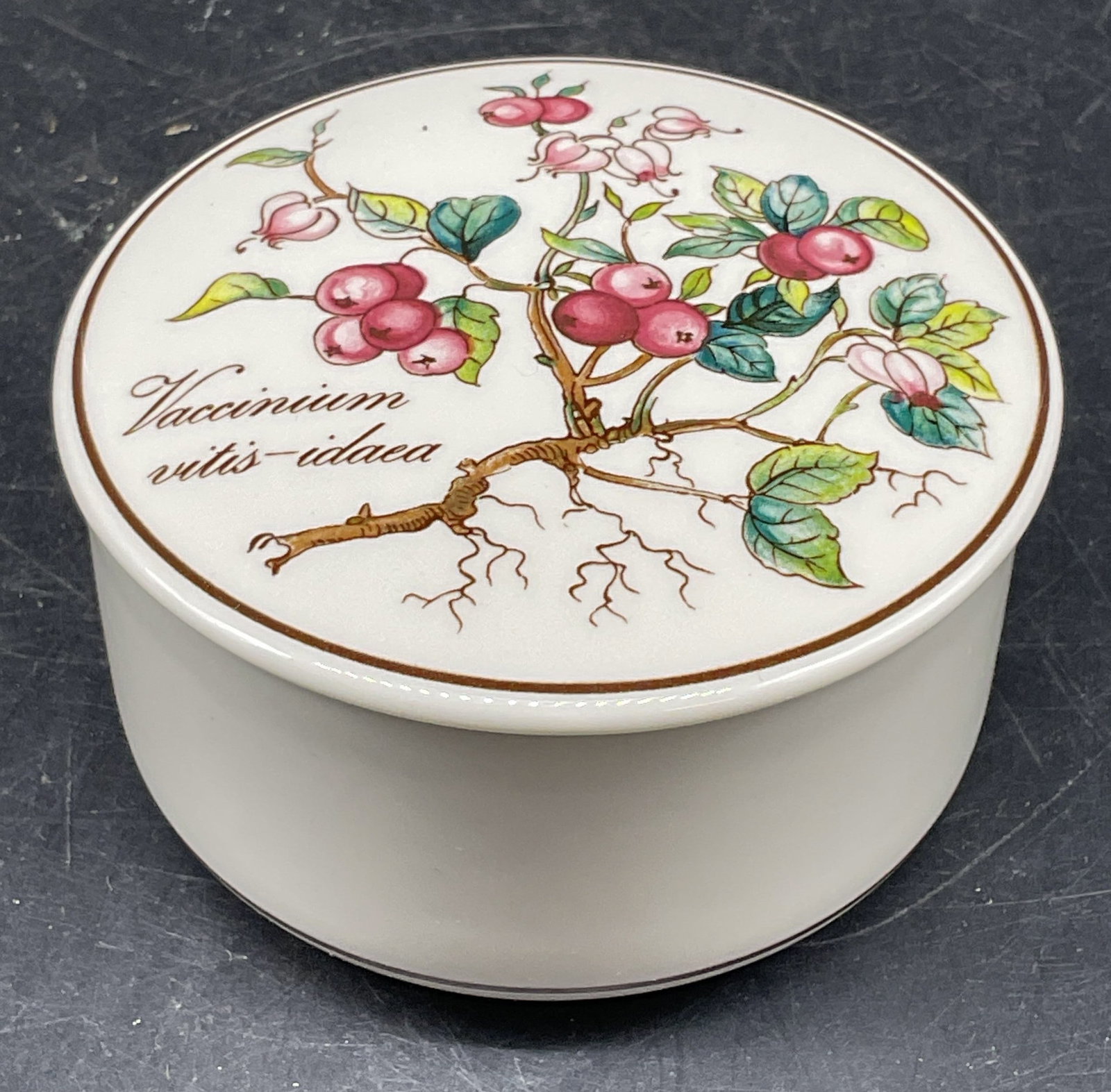 VILLEROY & Boch Botanica Porcelain Trinket Box (1 of 6)