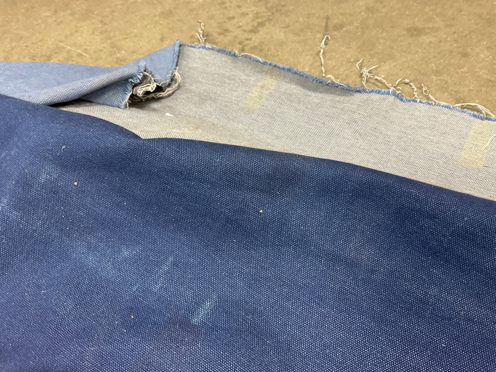 Lt2 Solid Blue Fabric Bolts - 6