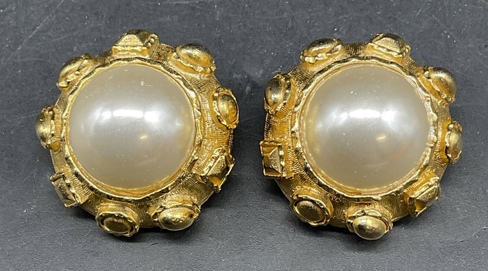 Vintage Gold Tone Faux Pearl Earrings (1 of 6)