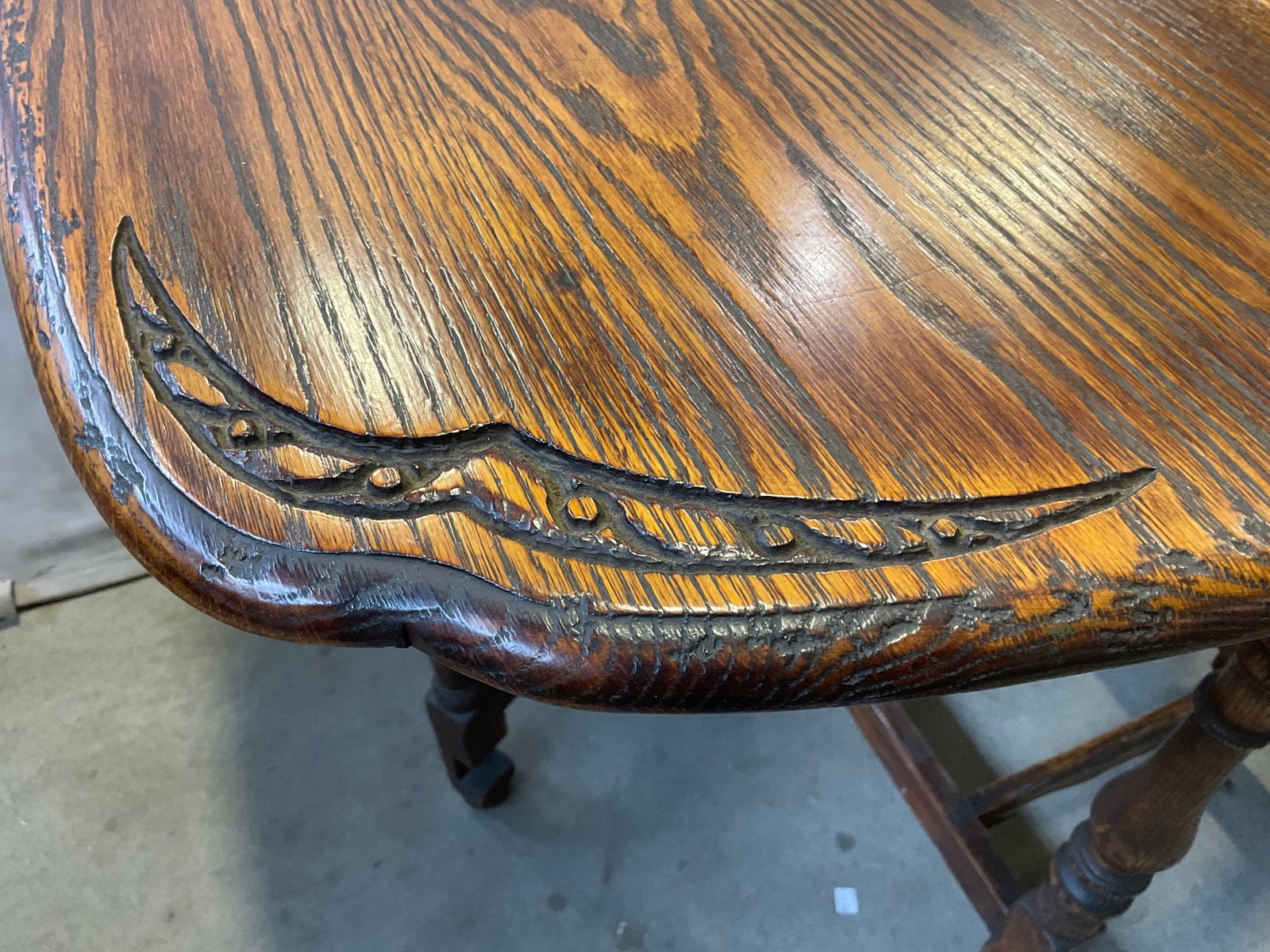 VINTAGE Oak Drop-Leaf Table - 7