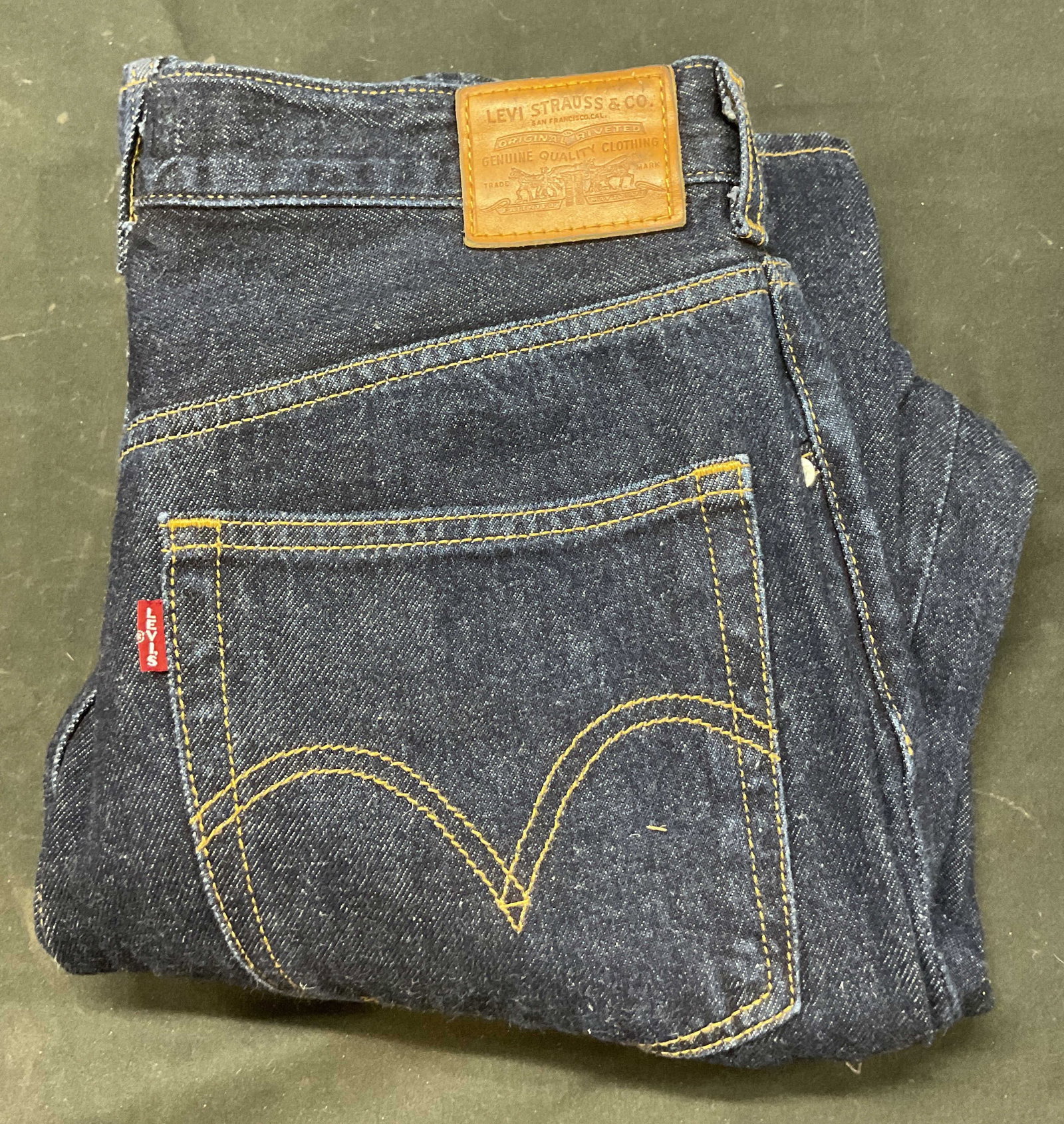 Levi & Strauss Co Dark Wash Denim Jeans: Levi & Strauss Co dark wash denim jeans. Size 30 High Loose. 77%cotton. Never worn. Jeans, pants, bottoms, Levi, wearables, clothing, outerwear, fashion. 4CS