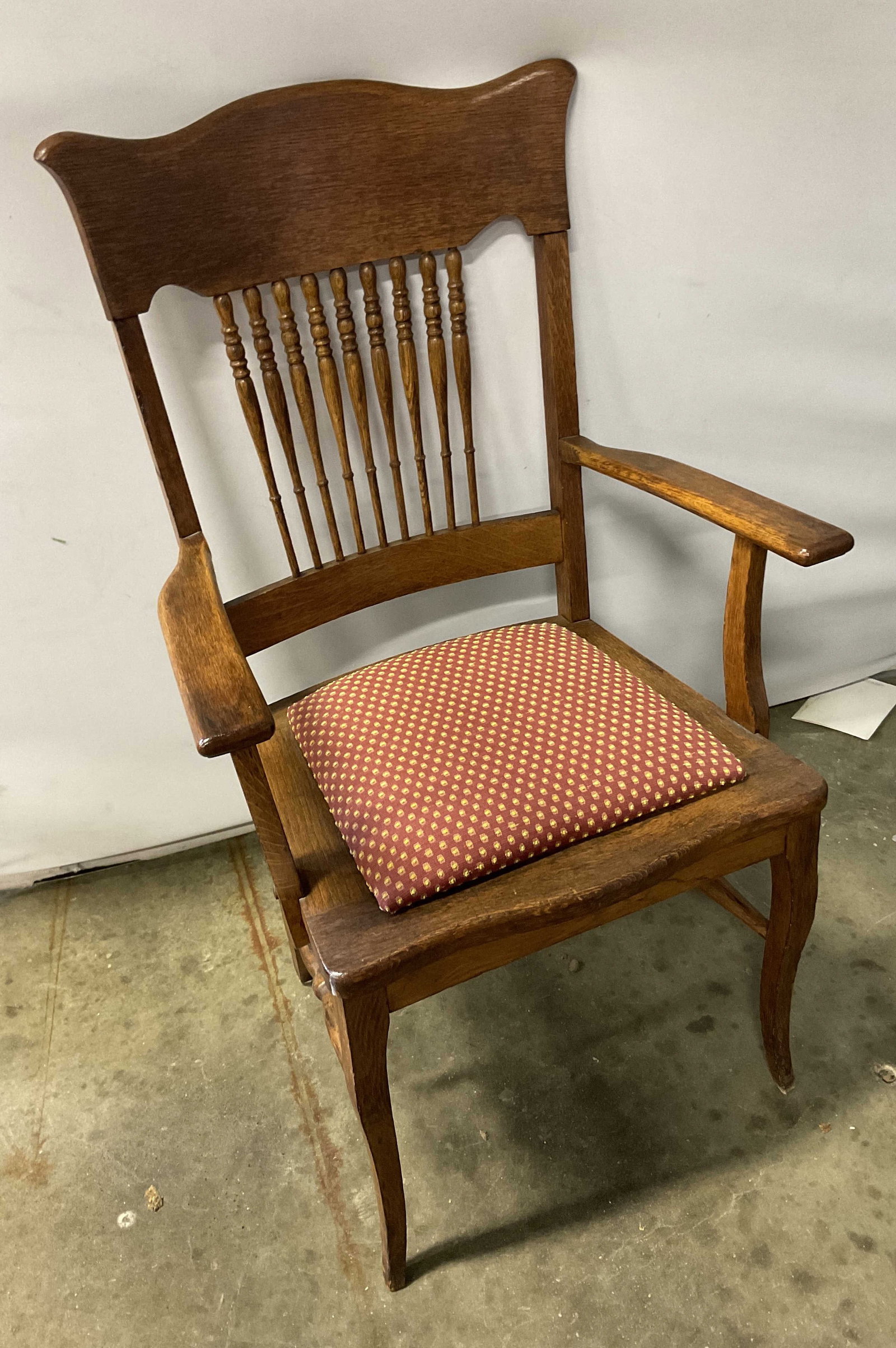 ANTQ Pressback Spindle Oak Armchair (1 of 7)