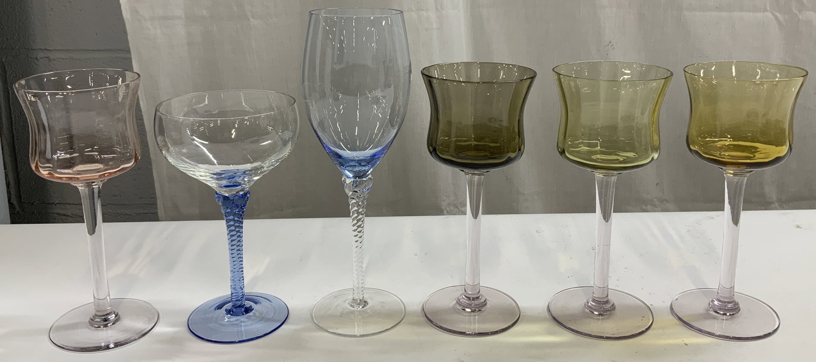 Lot 6 Assorted Colorful Stemware (1 of 7)