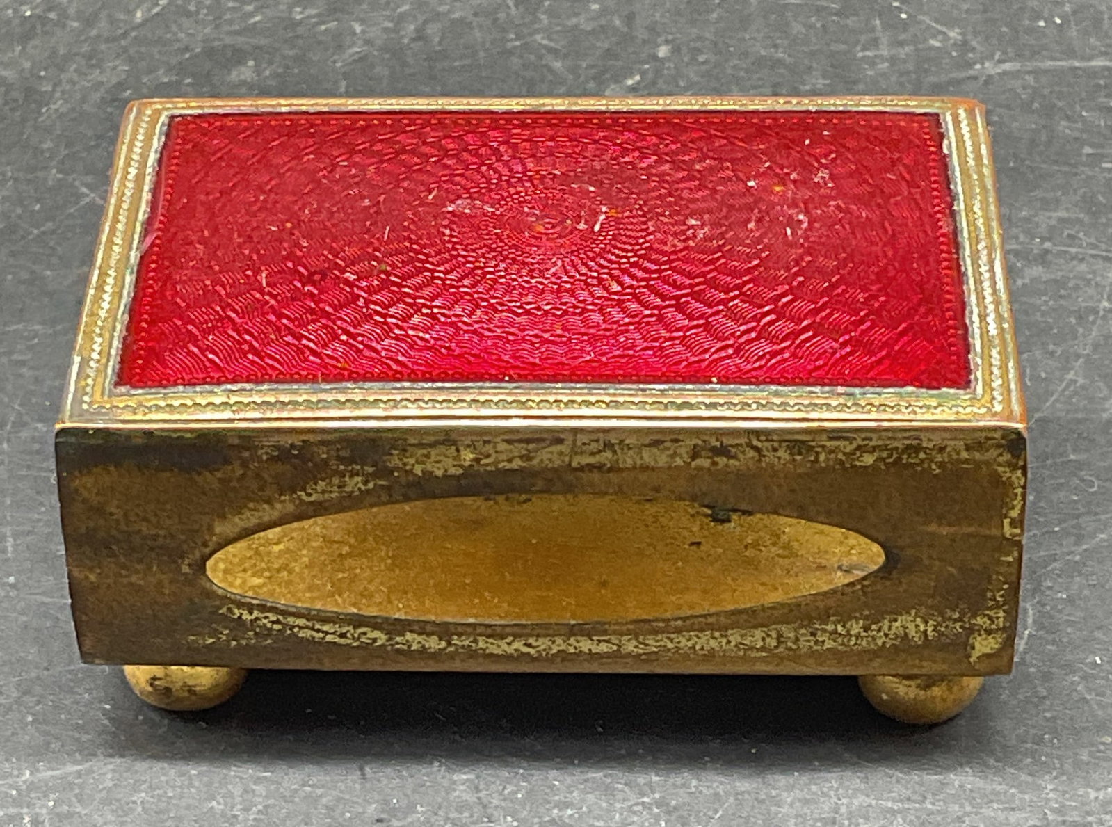 Vintage Gilt Red Guilloche Enamel Matchbox Holder (1 of 6)